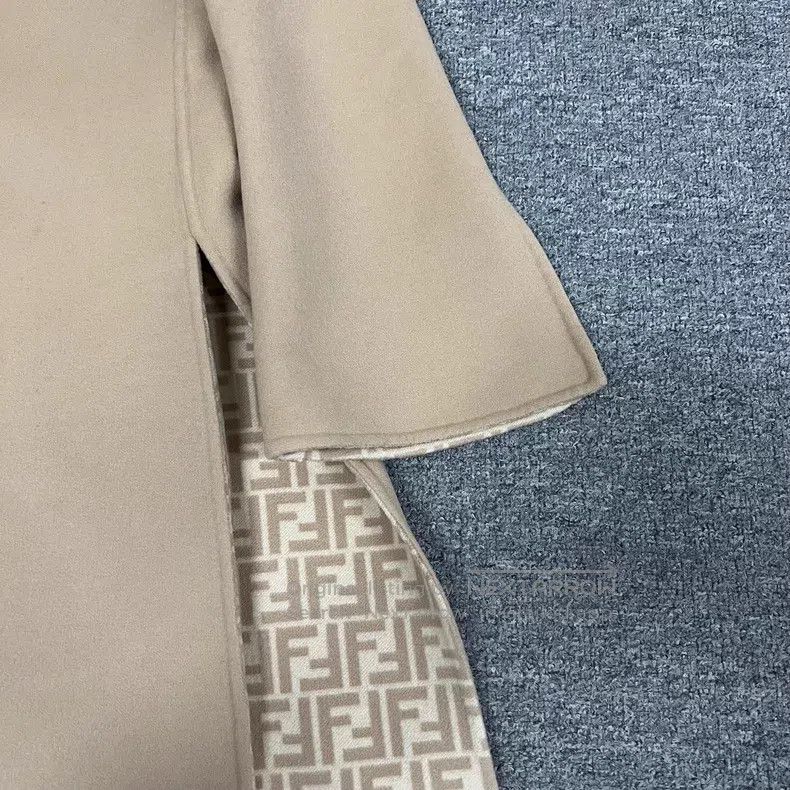 Fendi Fendi SS23 Full Monogram Fringe Detail Wide Collar Mid-Len Size XS / US 0-2 / IT 36-38 - 5 Thumbnail