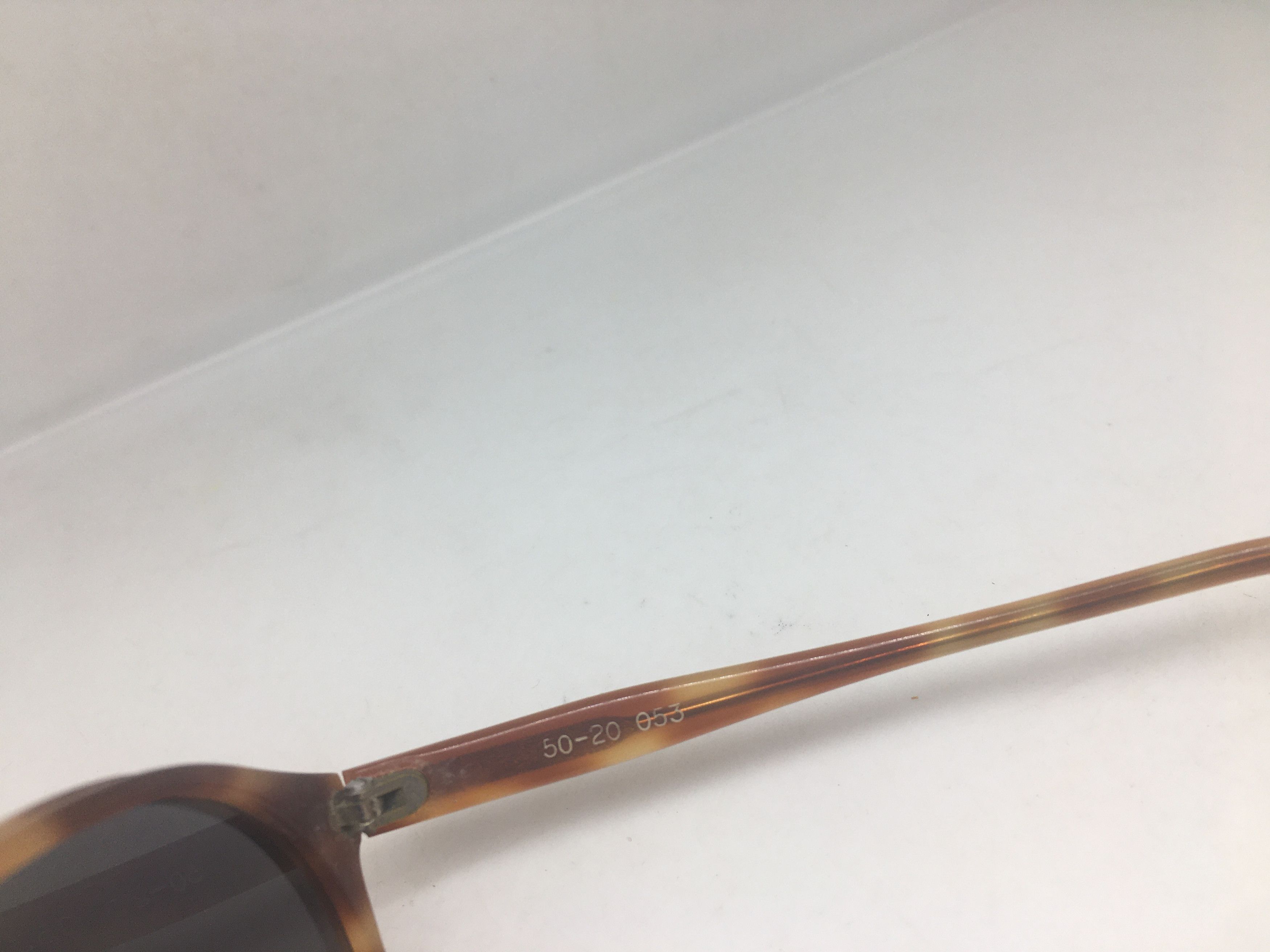 Vintage Vintage Tortoise Keyhole ARISTOCRAT Sunglasses Frame Size ONE SIZE - 4 Thumbnail