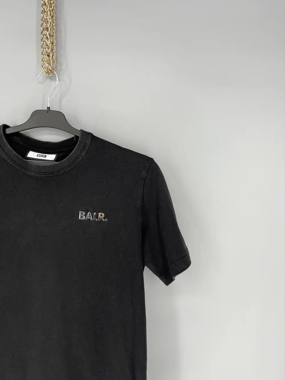 Japanese Brand Vintage BALR Fit Tee Big Logo Streetwear Style Size US S / EU 44-46 / 1 - 6 Thumbnail
