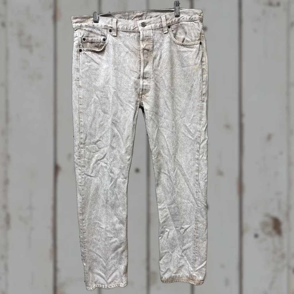 Levi's VINTAGE Levi’s 501 Jeans Denim 36 Regular USA Mens Size 36x34 Button Closure Cotton Straight Gold Inseam 34 Model Levi's 501 Size US 36 / EU 52 - 1 Thumbnail
