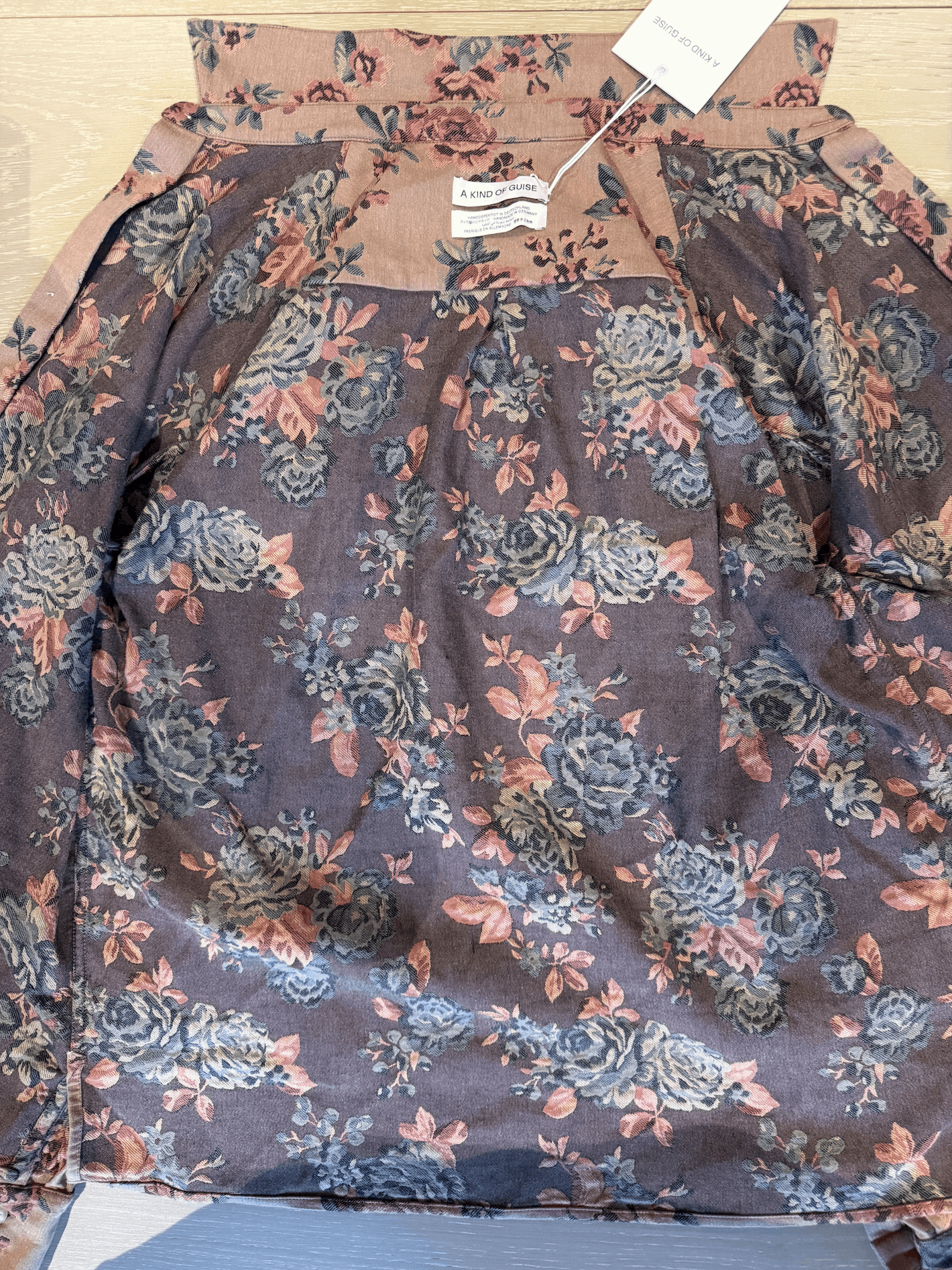 A Kind Of Guise 💚 AW23 A Kind Of Guise Exclusive Gusto Shirt Garden of Rose Size US M / EU 48-50 / 2 - 15 Thumbnail