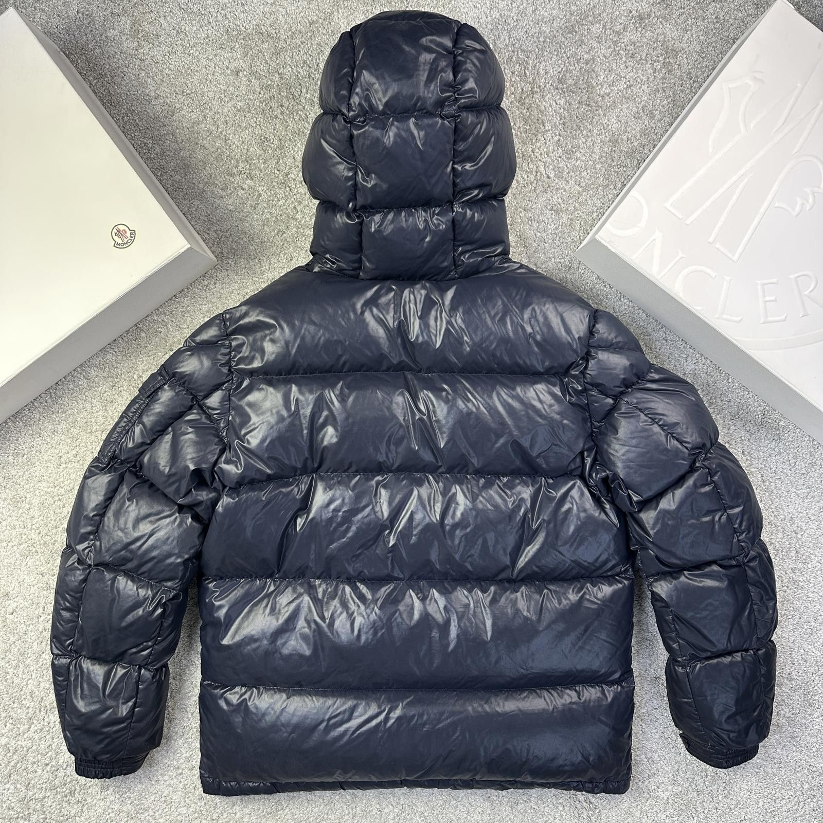 Moncler Moncler Ecrins Size 4 Size US L / EU 52-54 / 3 - 3 Thumbnail