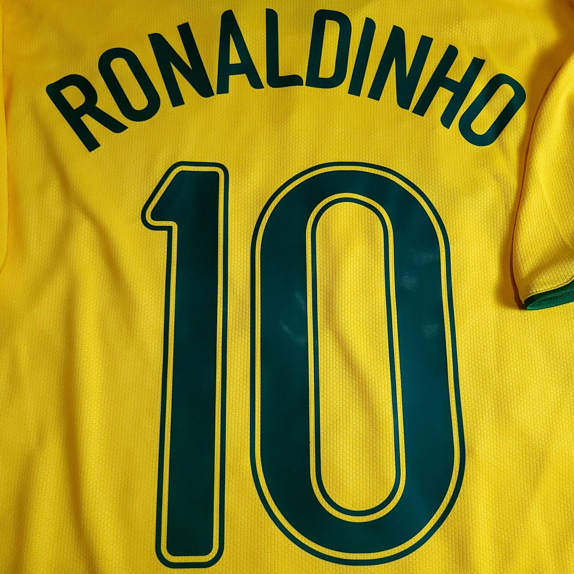 Ronaldinho Brazil 2006 World Cup Home Soccer Jersey Shirt M