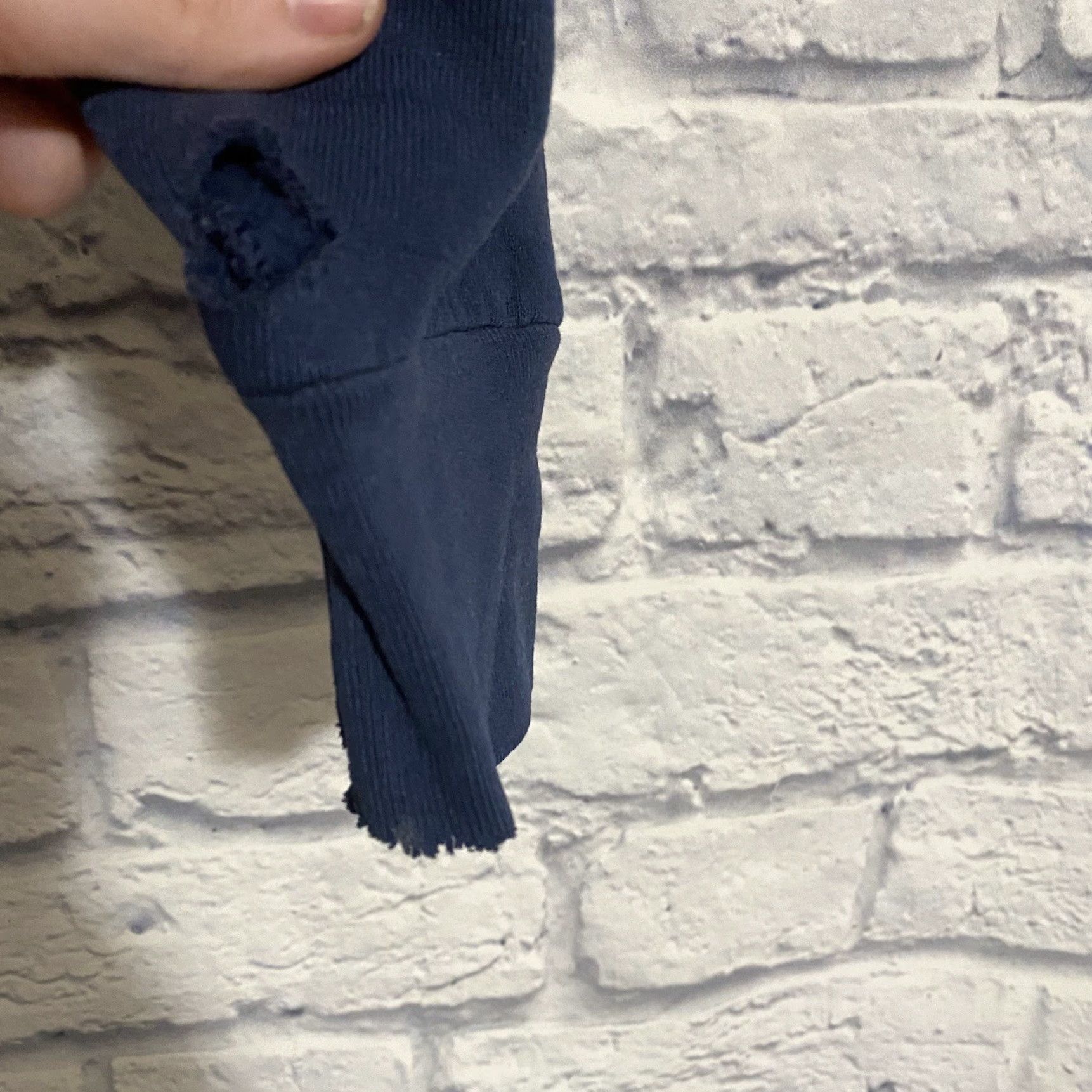 Vintage VINTAGE The Flintstones Pebbles Bam Bam Hanna Barbera Crewneck Sweatshirt L Navy Blue Turtle Bay Unisex Adults 80s 90s Cartoon Logo Pullover Size US L / EU 52-54 / 3 - 7 Thumbnail