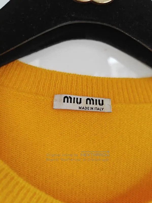 Miu Miu Miu Miu Yellow Cashmere Long Sleeve Sweater . Size S / US 4 / IT 40 - 5 Thumbnail