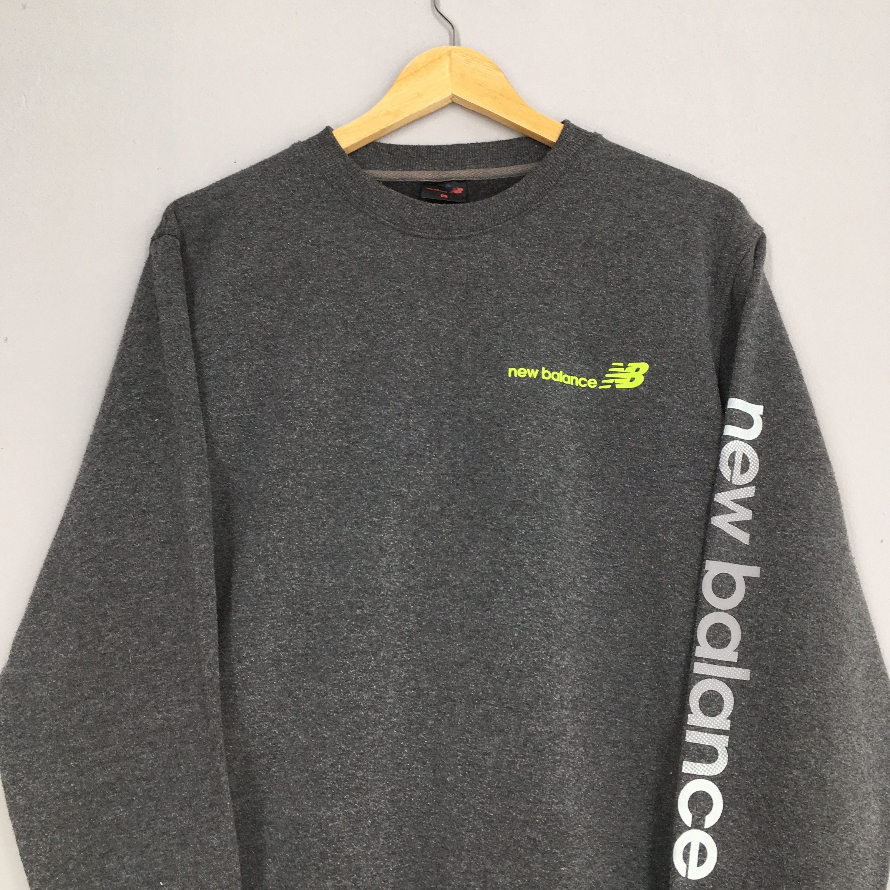 New Balance New Balance Sweater Gray Vintage Size US L / EU 52-54 / 3 - 2 Thumbnail