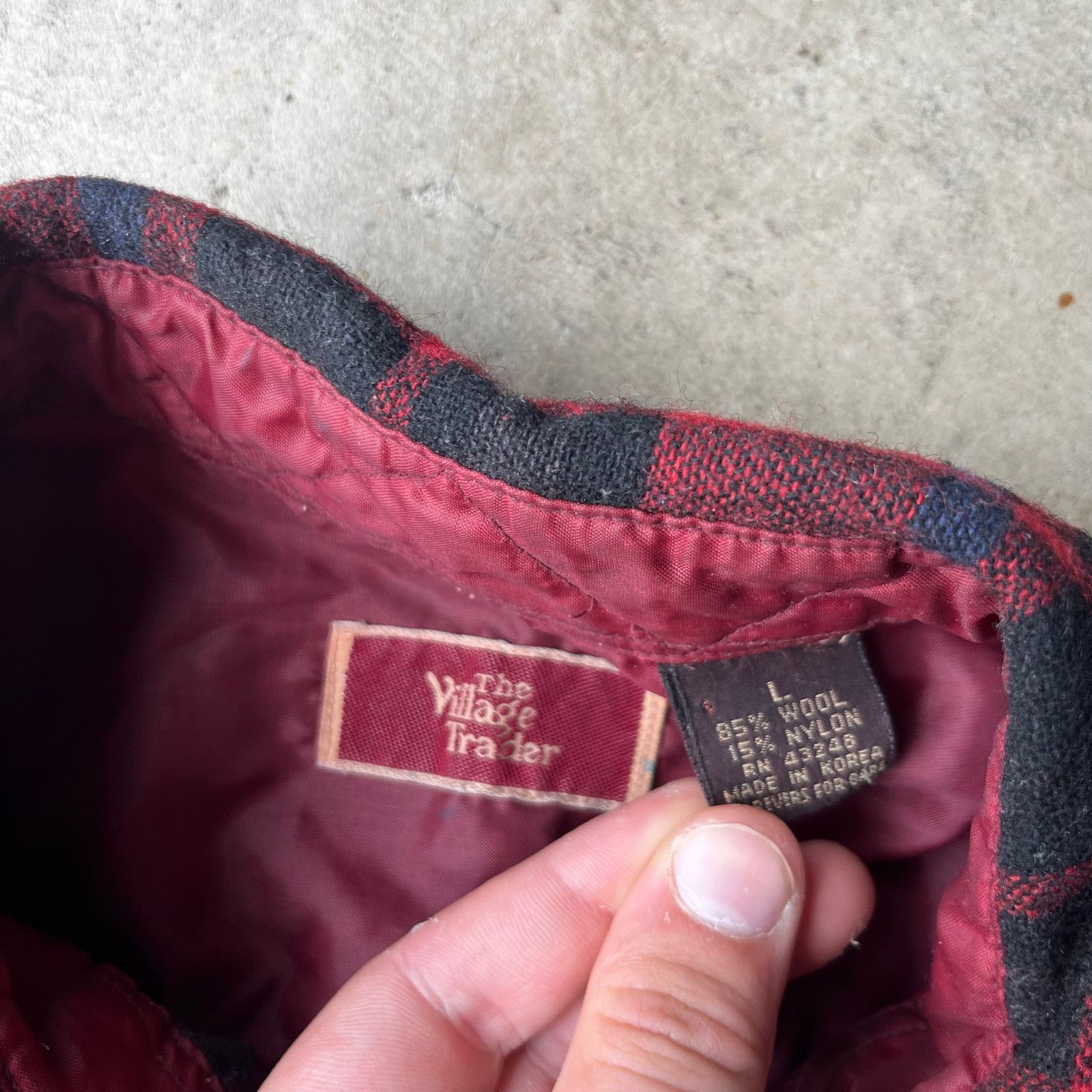 Vintage VINTAGE WOOL BOARD SHIRT BUFFALO PLAID FLANNEL SHACKET LARGE Size US L / EU 52-54 / 3 - 4 Thumbnail