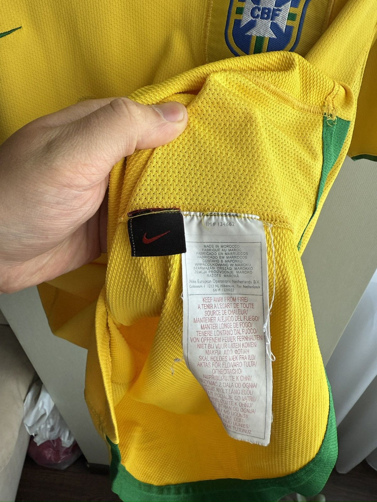 Nike Vintage Nike Brazil Ronaldinho Soccer Futbol Jersey Kit Size US L / EU 52-54 / 3 - 3 Thumbnail