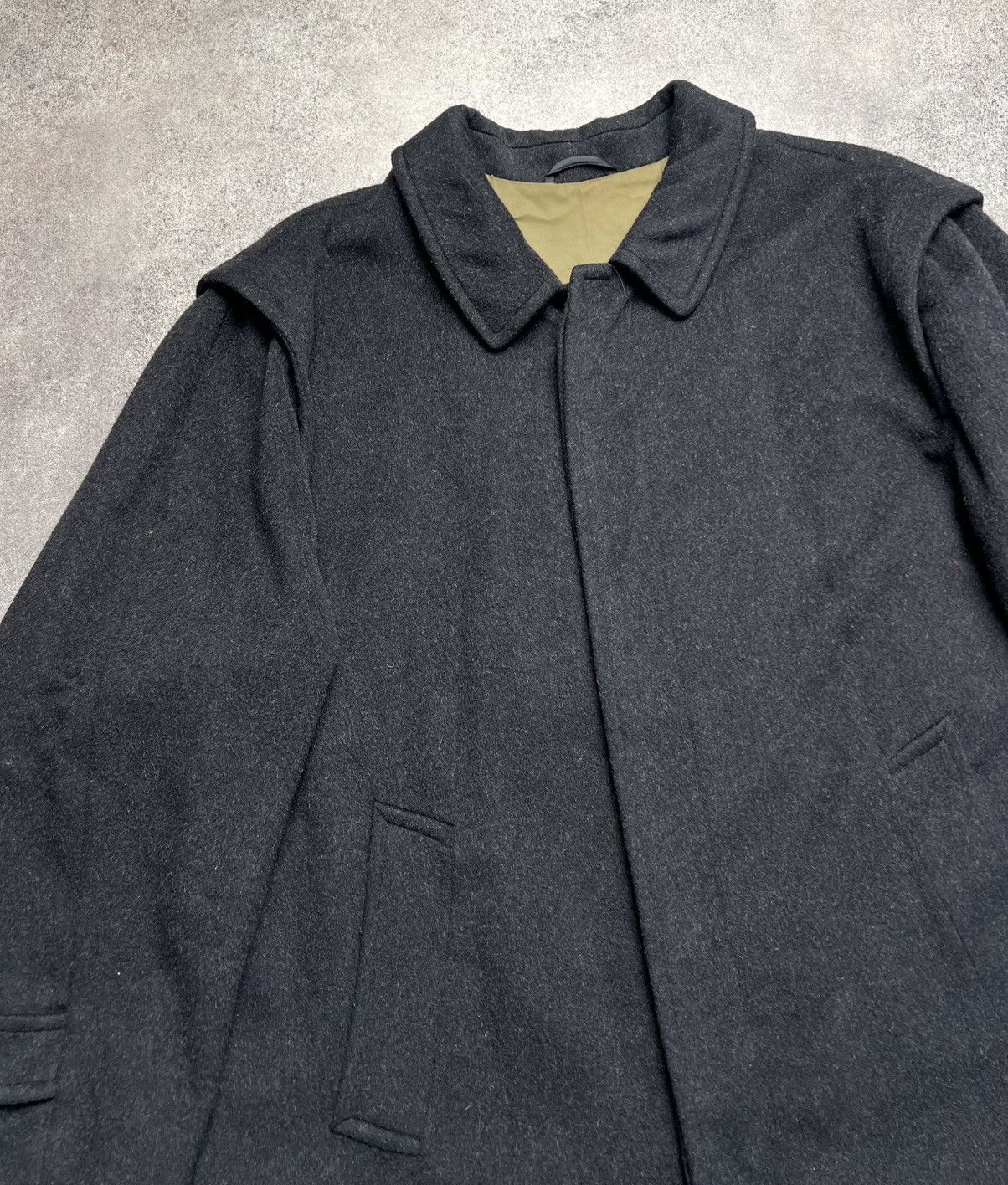 Hugo Boss × Vintage Hugo Boss vintage heavy coat Size US L / EU 52-54 / 3 - 6 Thumbnail