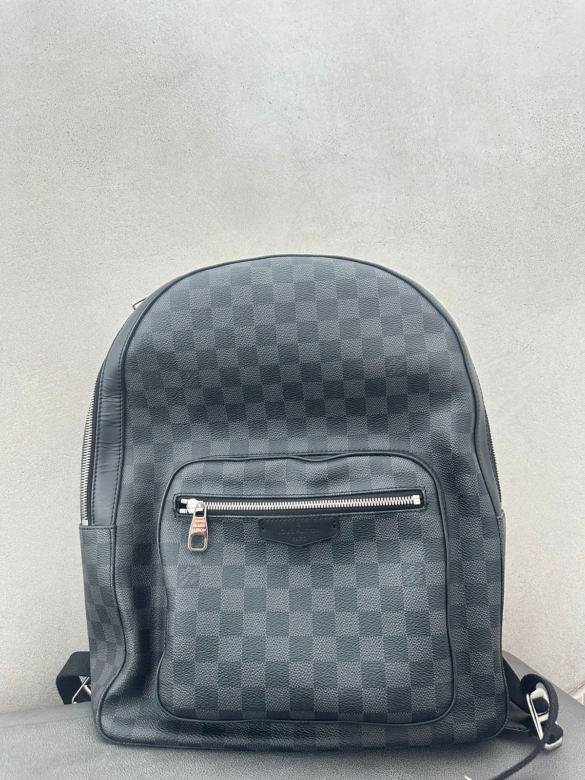 Pre-owned Louis Vuitton Damier Graphite Josh Backpack In Black