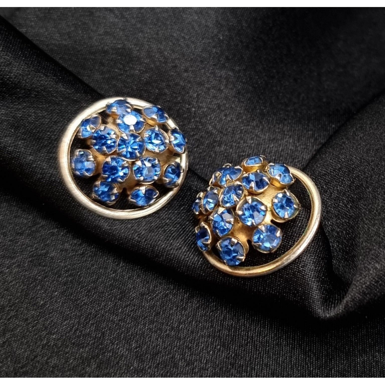 Vintage Vintage 1960's Blue Rhinestone Gold-Tone Clip-On Earrings Size ONE SIZE - 2 Thumbnail