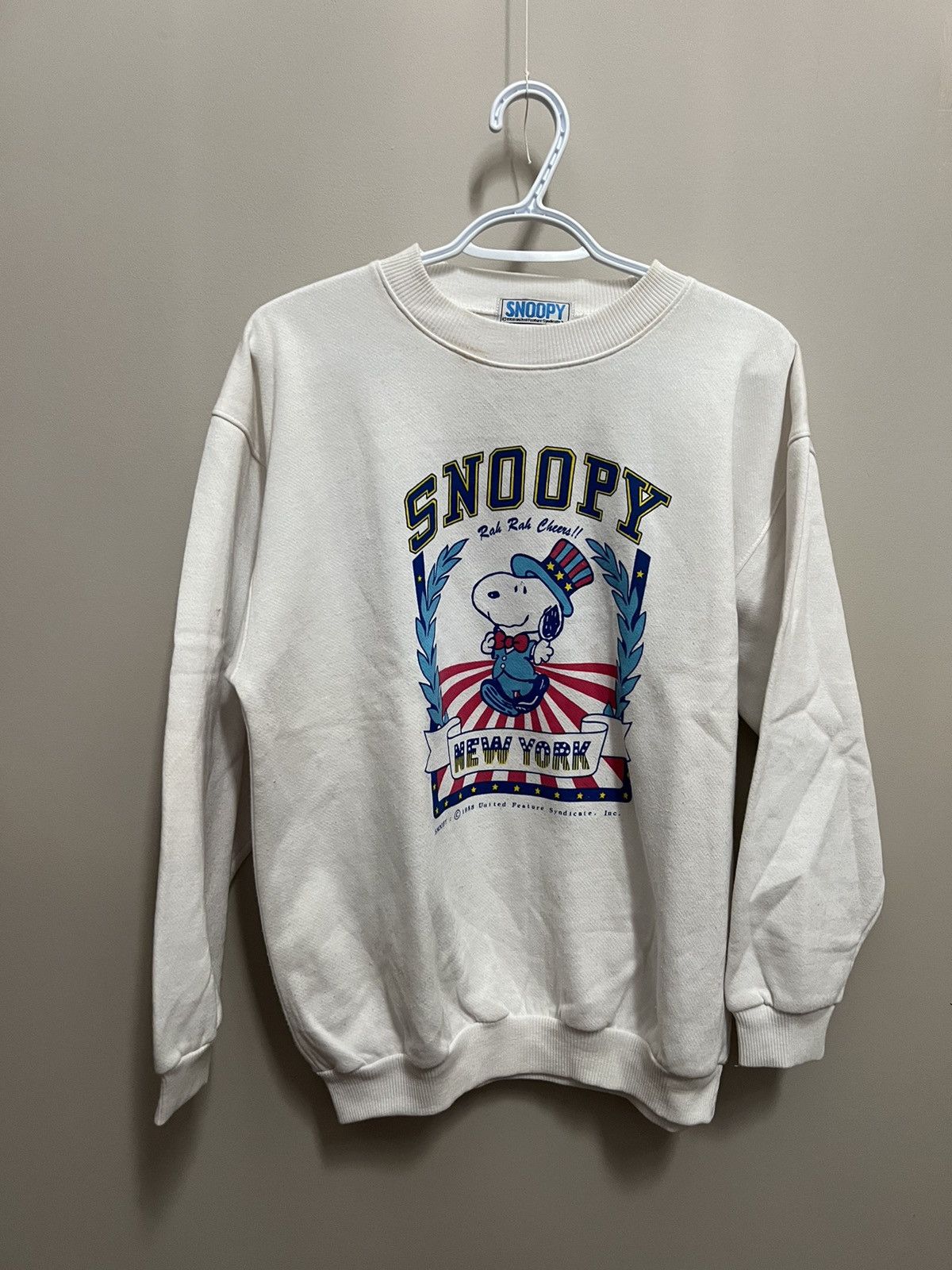 image of Vintage Snoopy New York Sweatshirt in White, Men's (Size XL)