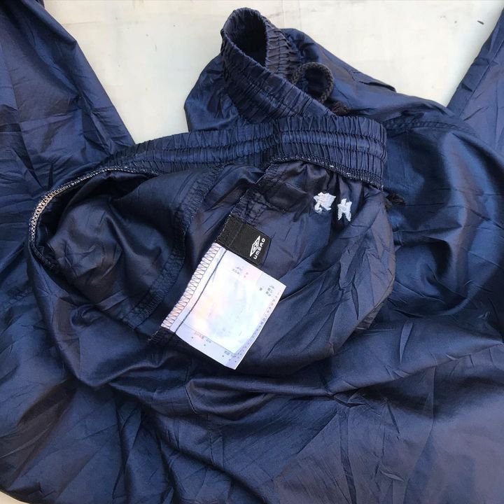 Umbro Vintage Umbro Jogger Pants Navy Blue Trackpants Trainner Size US 36 / EU 52 - 8 Thumbnail