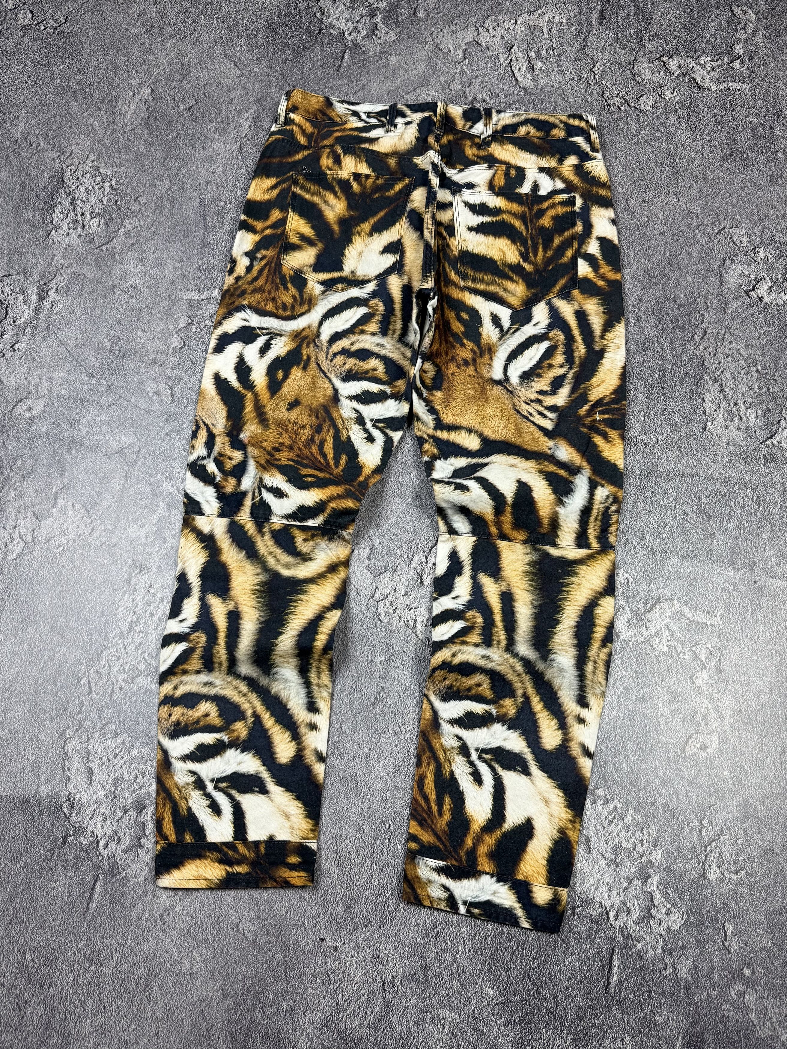G-Star × Pharrell Rare G-Star Raw x Pharrell Tiger Print Pants Size 27" / US 4 / IT 40 - 7 Thumbnail