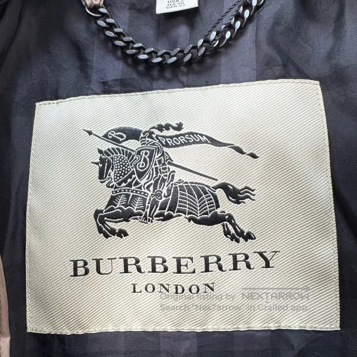 Burberry Burberry Waist-Cinched Ruffle Down Jacket. Size XXS / US 00 / IT 34 - 7 Thumbnail
