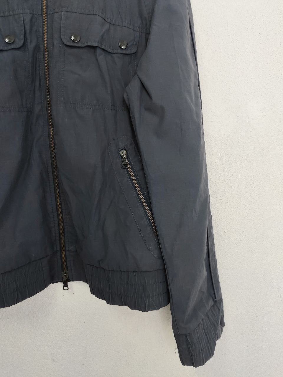 Armani Exchange × Vintage Vintage Armani Exchange Parkas Zip Up Jacket Size US M / EU 48-50 / 2 - 3 Thumbnail