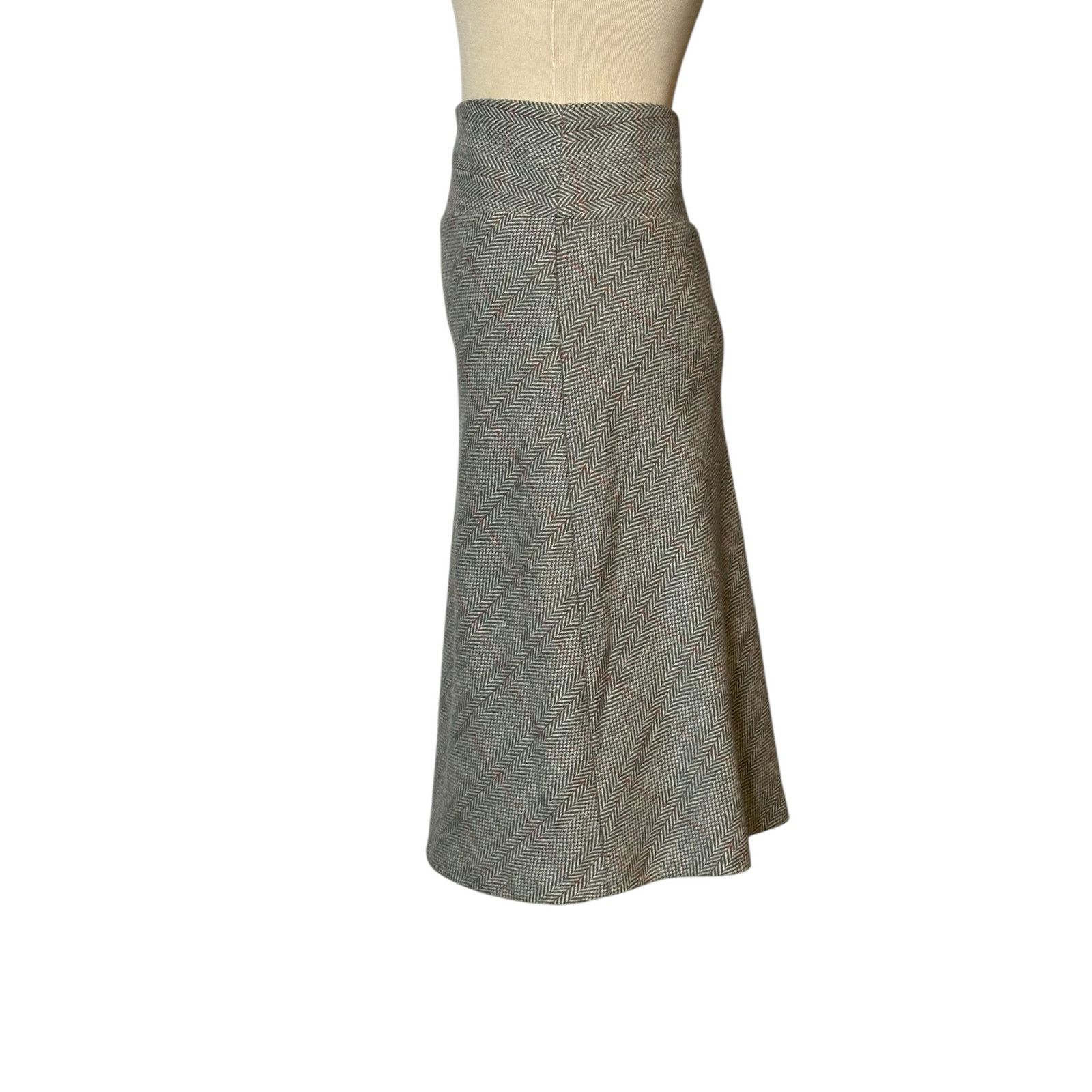 Benetton BENETTON gray red plaid knee length skirt size 44 US Medium Size 32" / US 10 / IT 46 - 14 Thumbnail