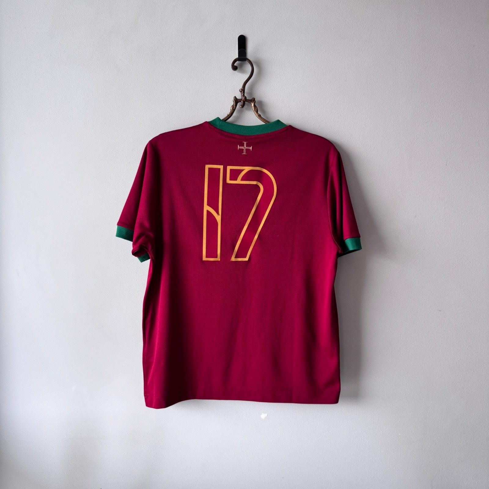 Nike Vintage Nike Cristiano Ronaldo 17 Soccer Jersey Football Size US M / EU 48-50 / 2 - 12 Thumbnail