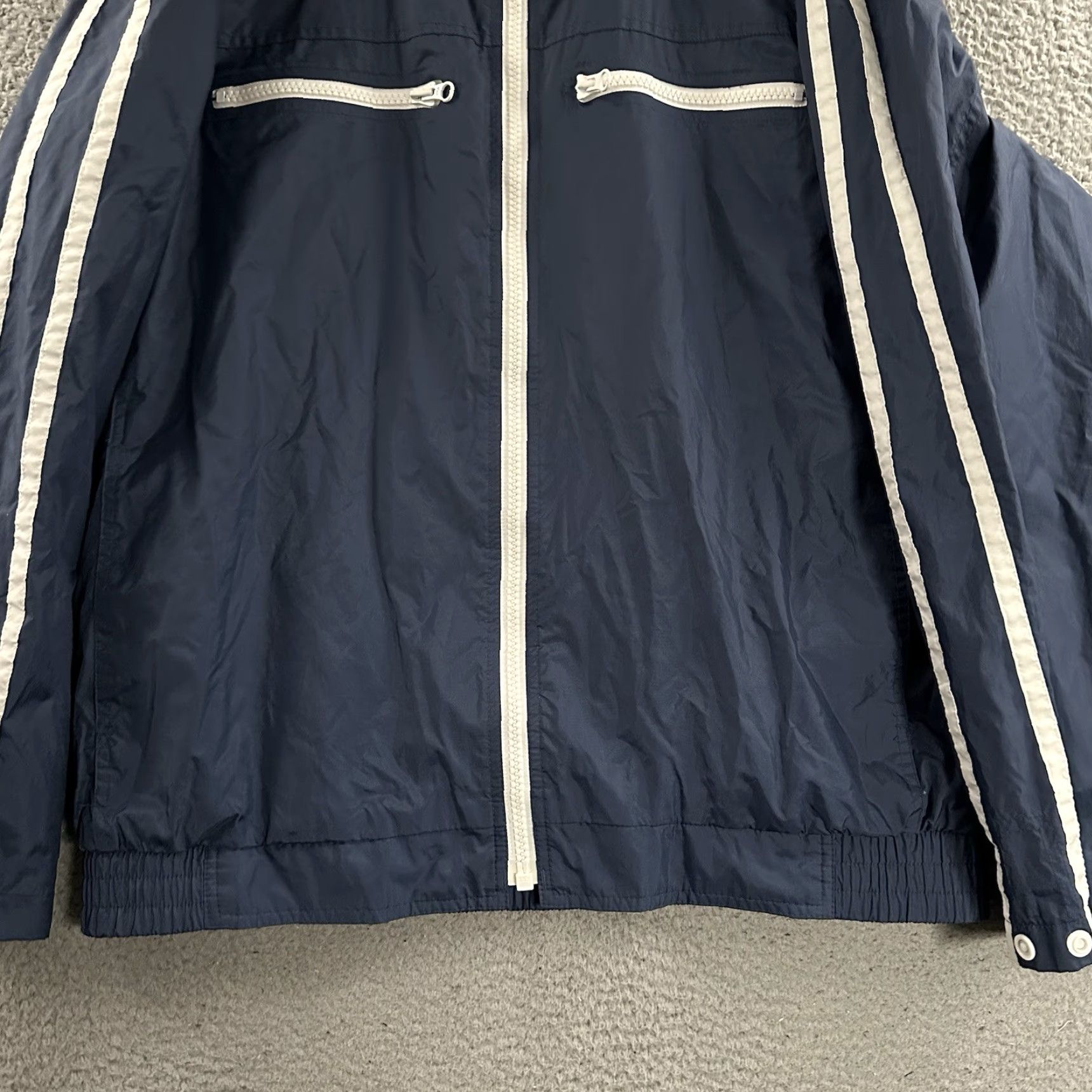 Old Navy VINTAGE Old Navy Windbreaker Jacket Mens L Blue White Full Zip Y2K Size US L / EU 52-54 / 3 - 3 Thumbnail