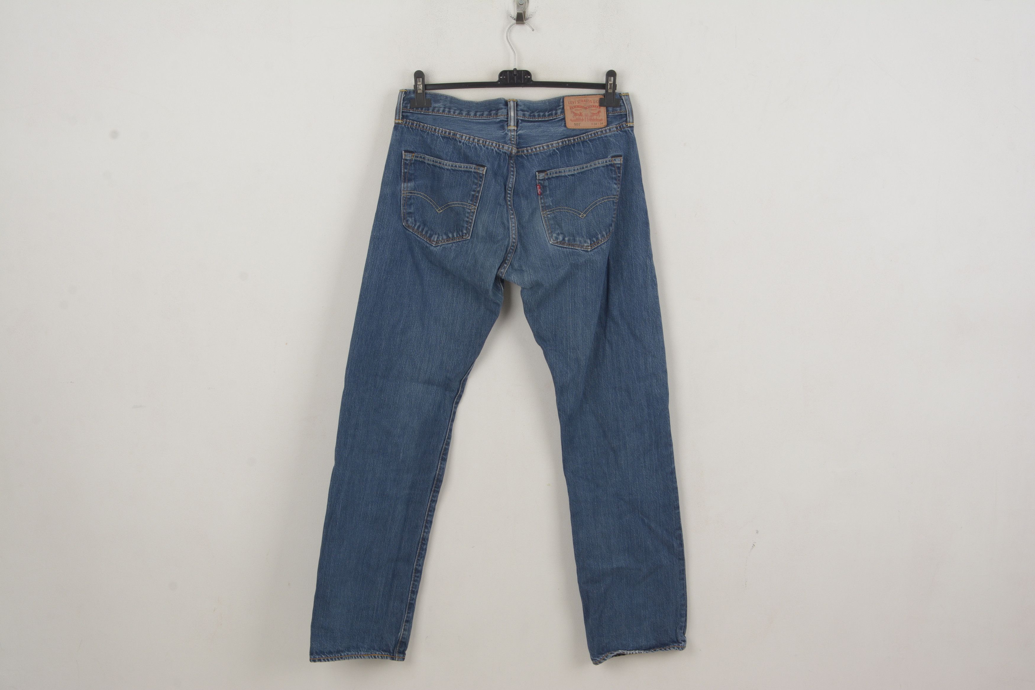 Levi's 501 Men's W32 L32 Regular Fit Straight Leg Jeans, Denim Size US 32 / EU 48 - 3 Thumbnail