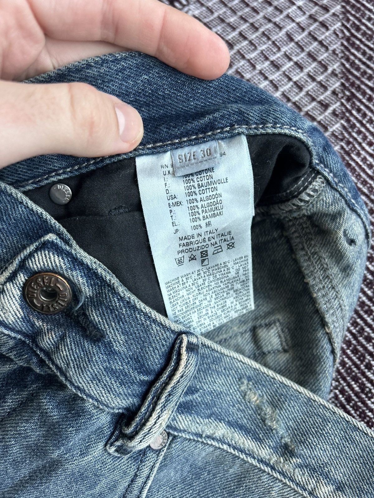 Diesel Vintage Diesel Mini Skirt Distressed Y2K Faded 00s Size 30 Size 30" / US 8 / IT 44 - 14 Thumbnail