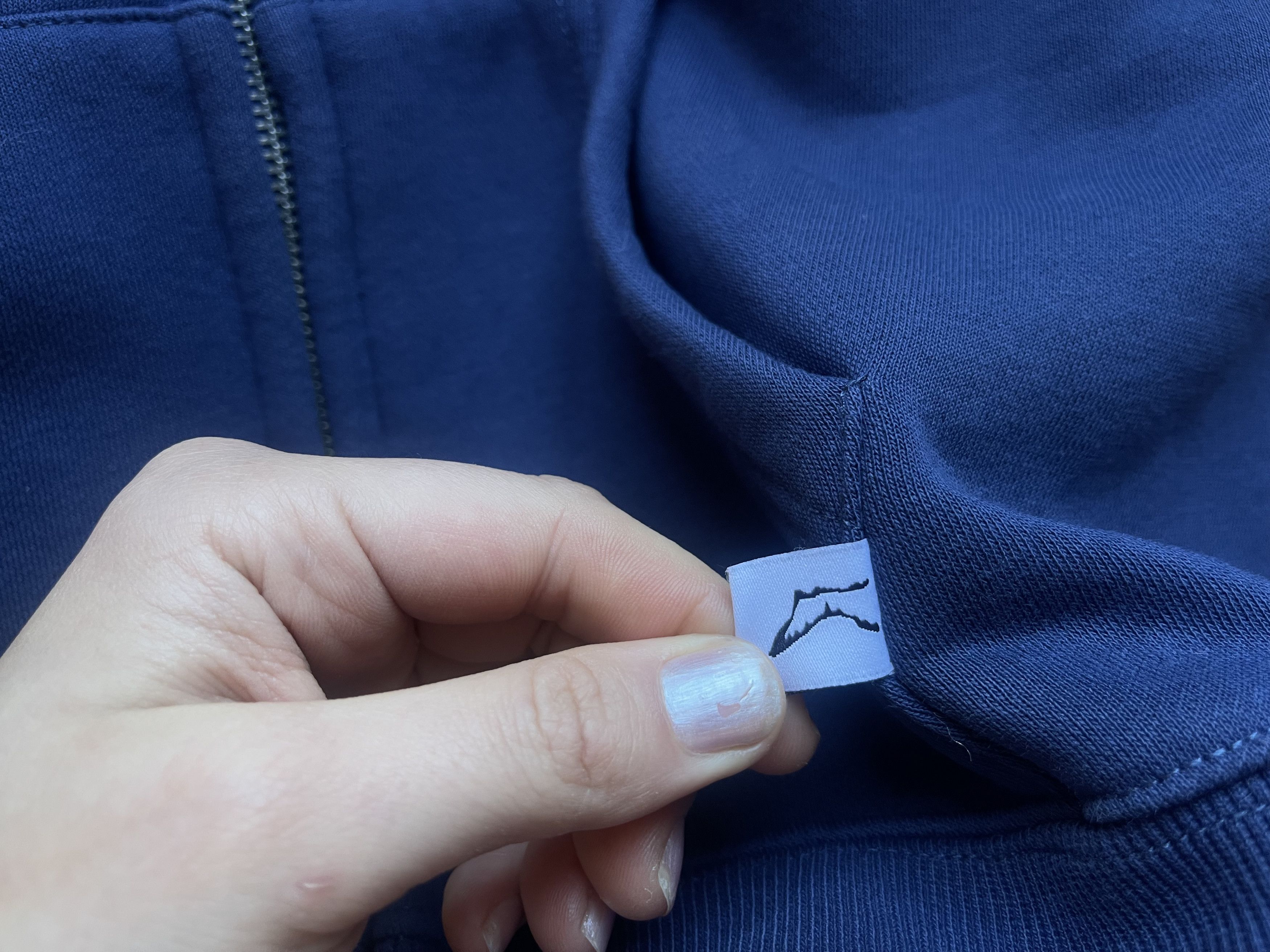 “NY NOODLE AKIMBO Zip Up Hoodie