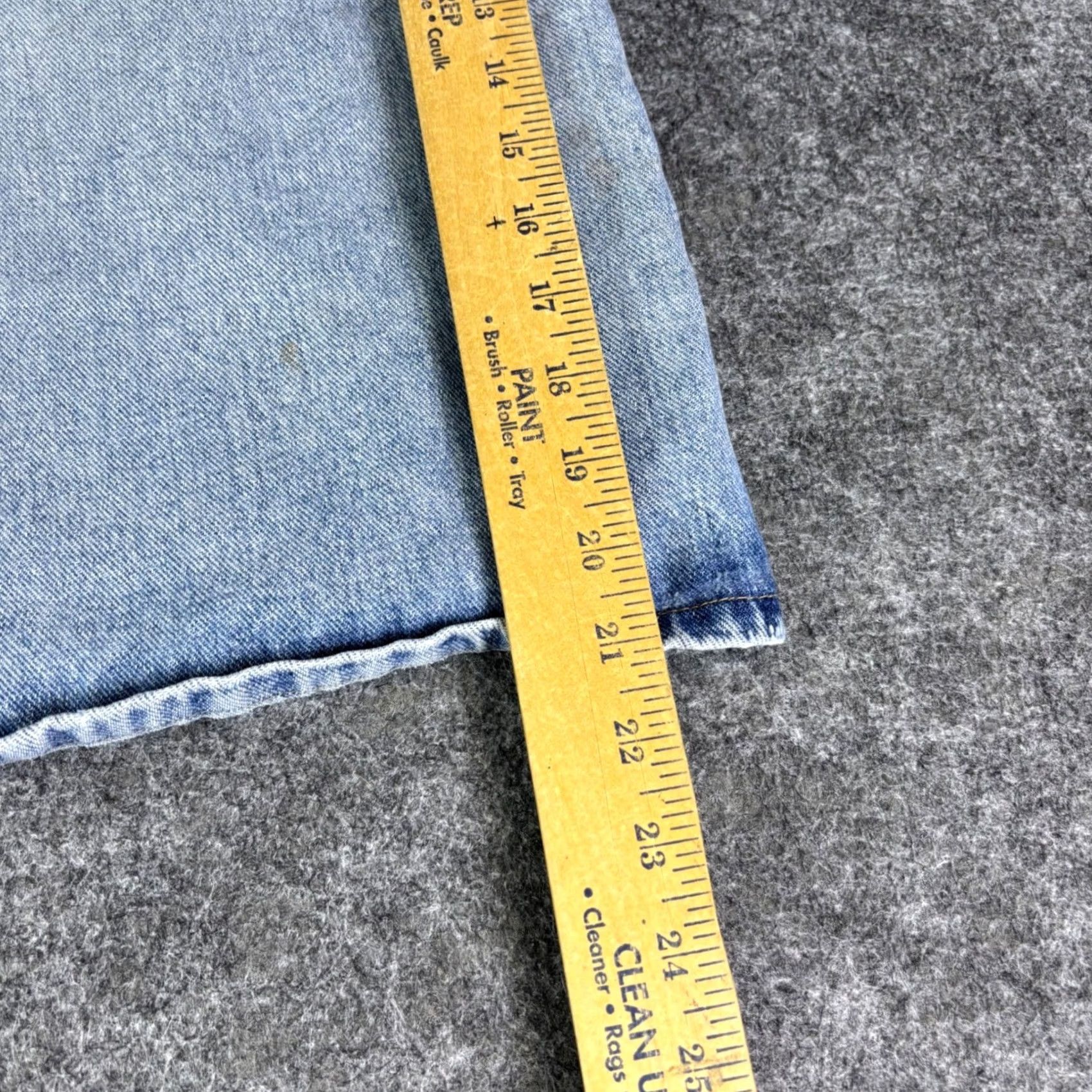 Wrangler Wrangler Bermuda Shorts Mens Light Wash Denim 36 Blue Cotton 606W1DH Distressed Size US 36 / EU 52 - 5 Thumbnail