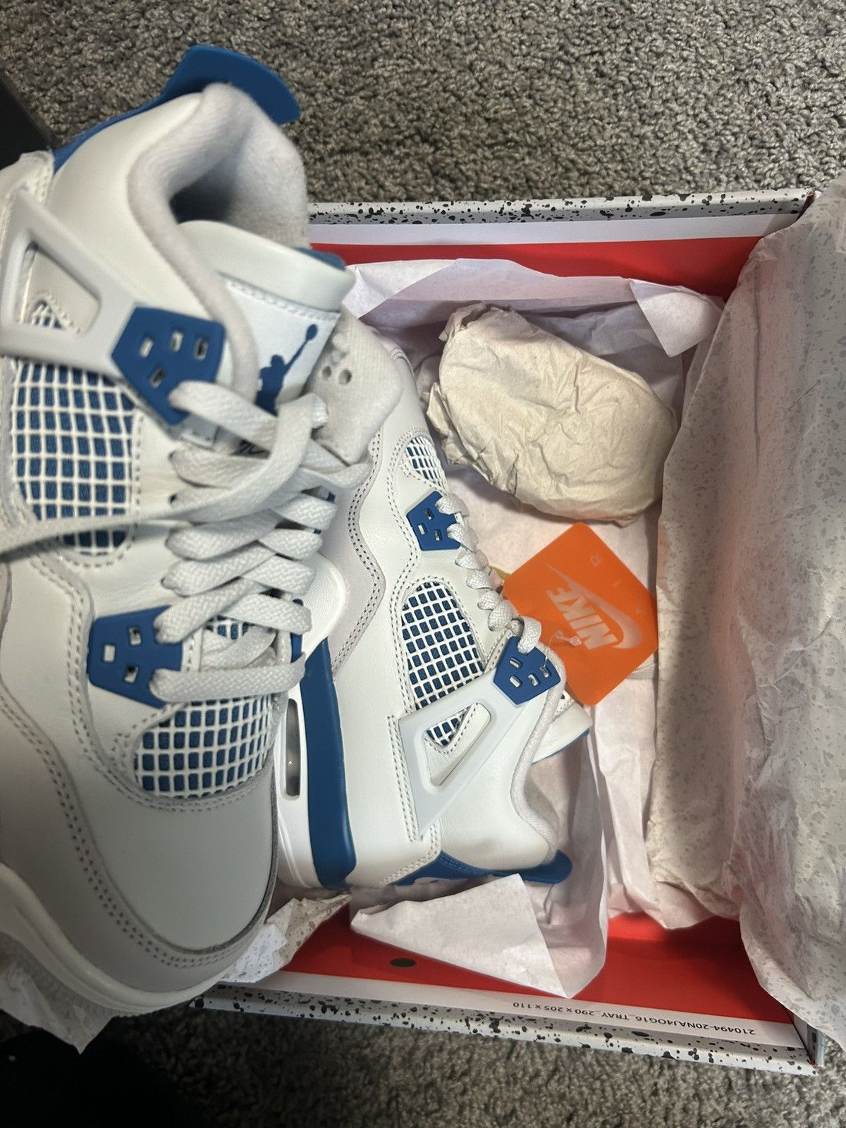Jordan Brand Jordan 4 Retro Military Blue (2024) (GS) Size US 4 / IT 34 - 5 Thumbnail