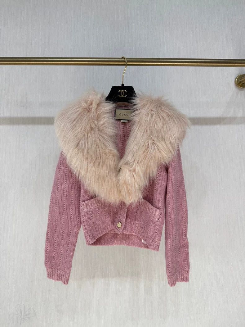 Gucci New Gucci Cardigan with Detachable Fur Collar - dmc Size US XS / EU 42 / 0 - 1 Thumbnail