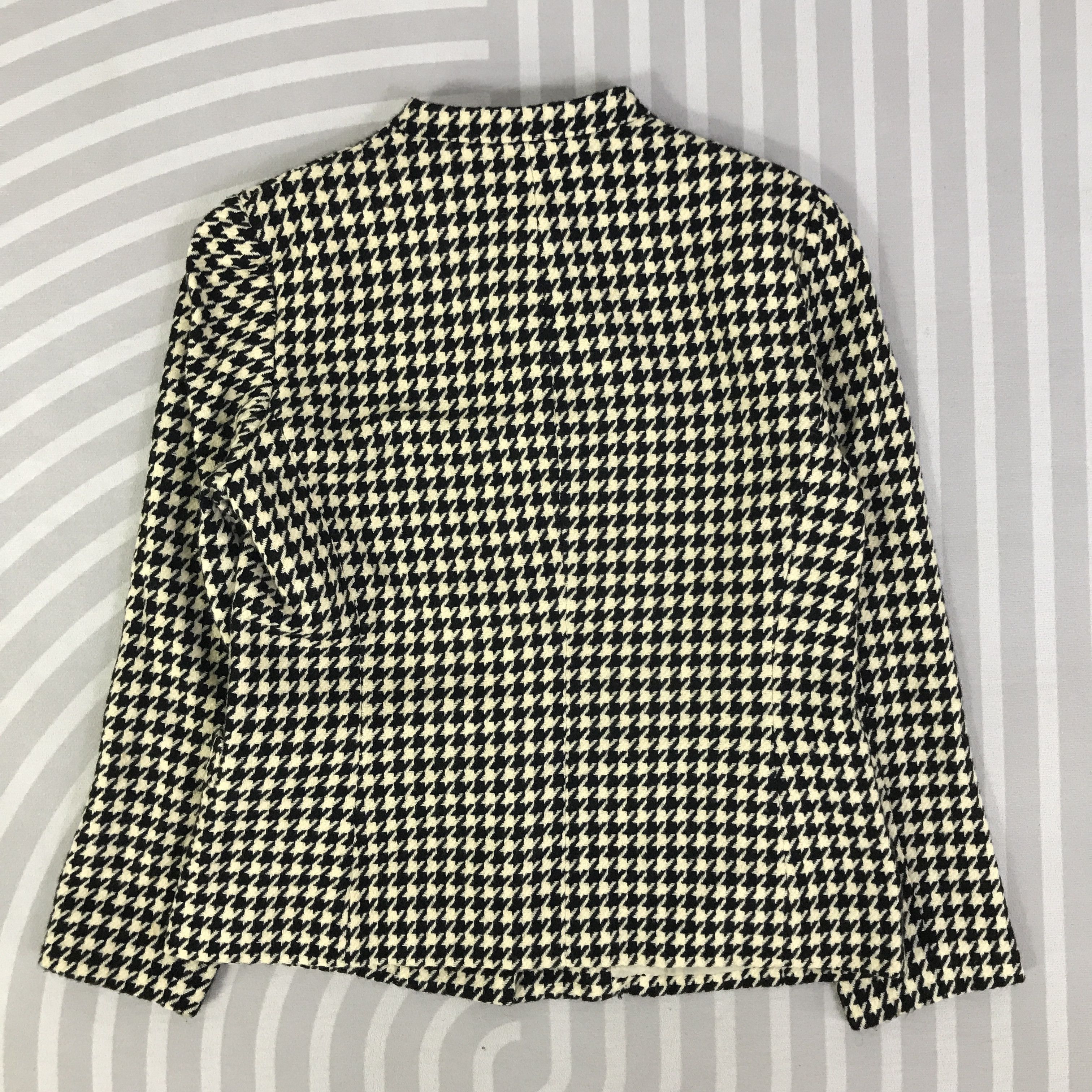 Burberry Vintage Burberry London Wool button Jacket K96B5 Size US M / EU 48-50 / 2 - 3 Thumbnail