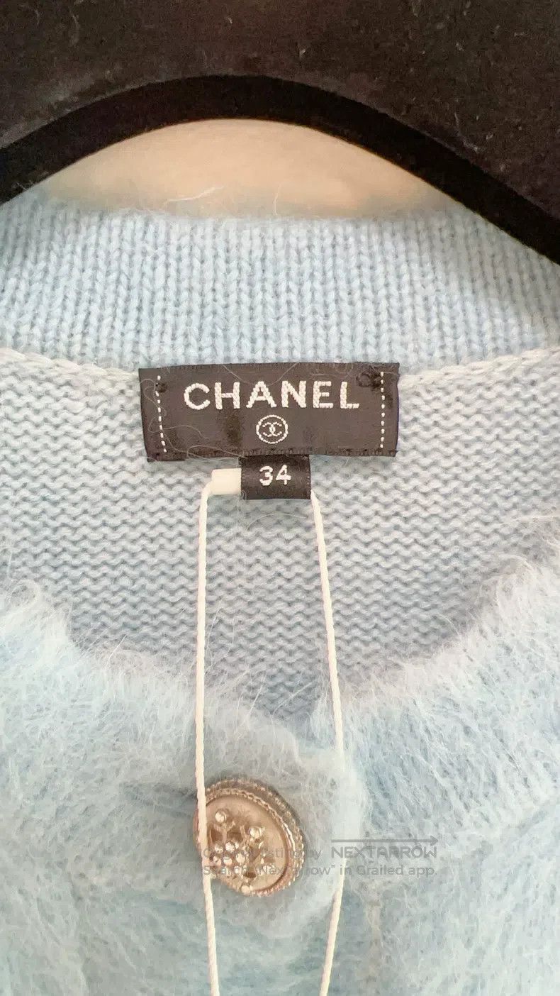 Chanel Chanel 19B Autumn and Winter Snow Series Cardigan coat Size XXS / US 00 / IT 34 - 4 Thumbnail