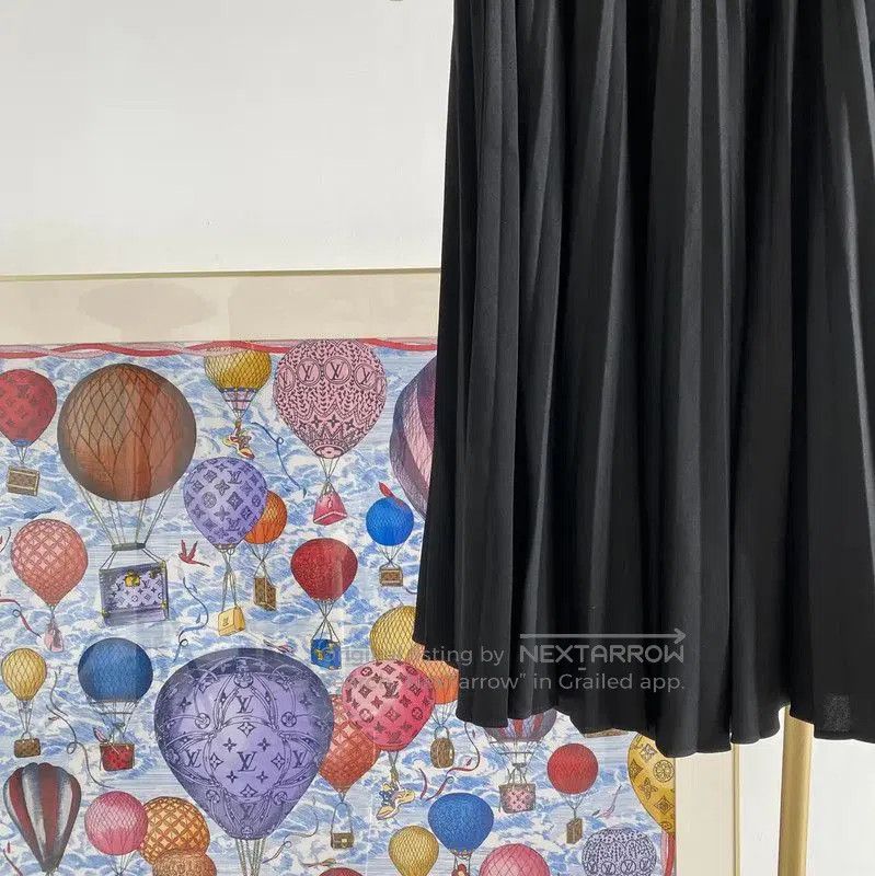 Fendi Fendi Black Cotton Midi Skirt for Women . Size 23" - 3 Thumbnail