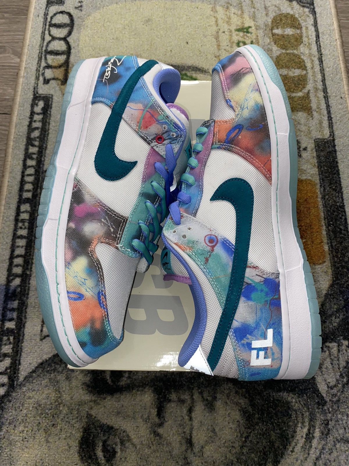 Nike Nike SB Dunk Low Futura Laboratories Bleached Aqua Size US 14 / EU 47 - 2 Thumbnail