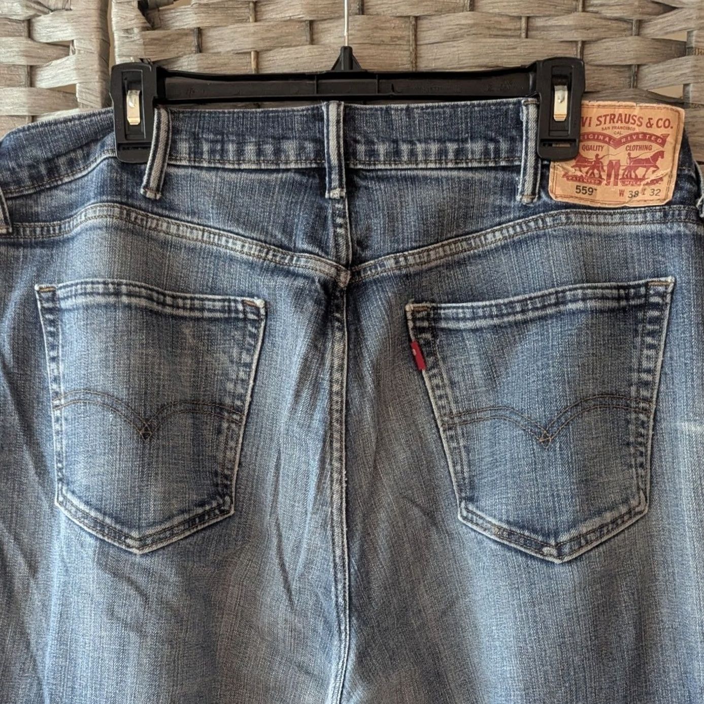 Levi's Levi's 559 Relaxed Straight Jeans Mens 38x32 Medium Wash Distressed Denim Blue Straight 5-Pocket Zip Fly Mens Jeans Size US 38 / EU 54 - 2 Thumbnail