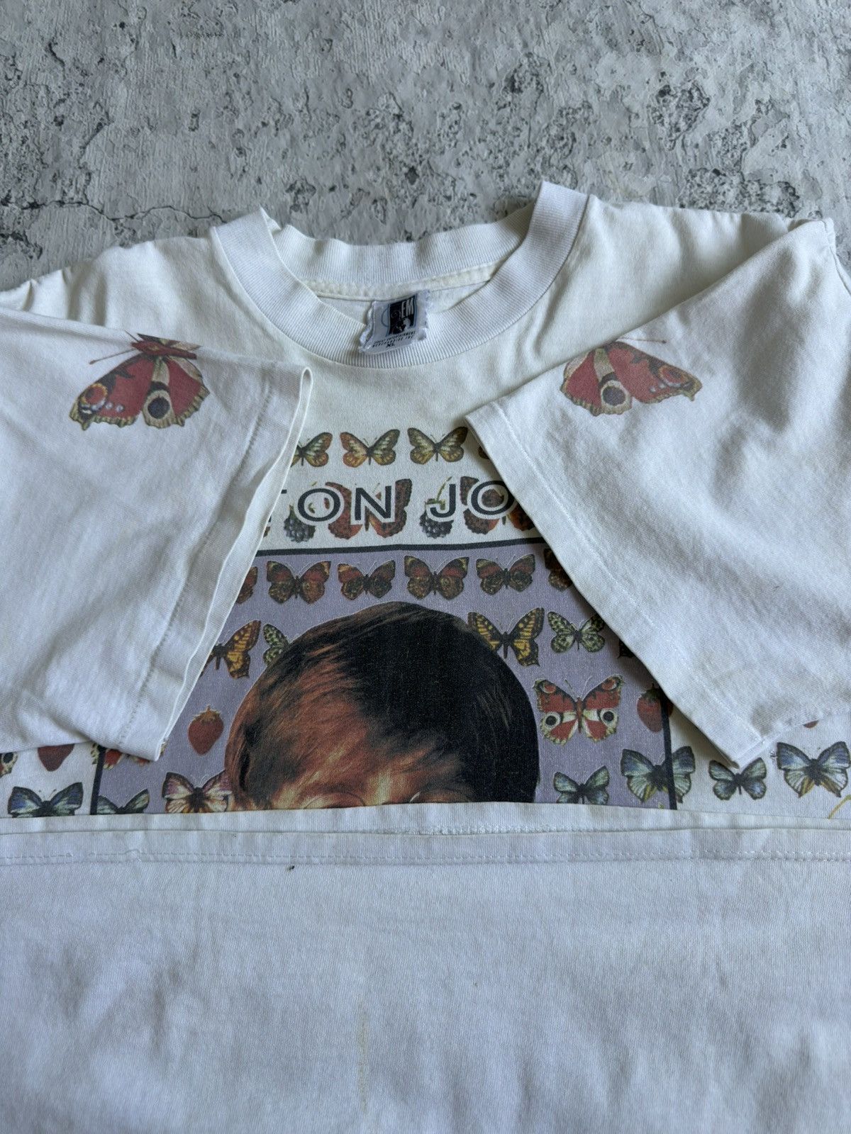 Band Tees Vintage 1995 Elton John "Made In England" Pop Band T Shirt Size US XL / EU 56 / 4 - 11 Thumbnail