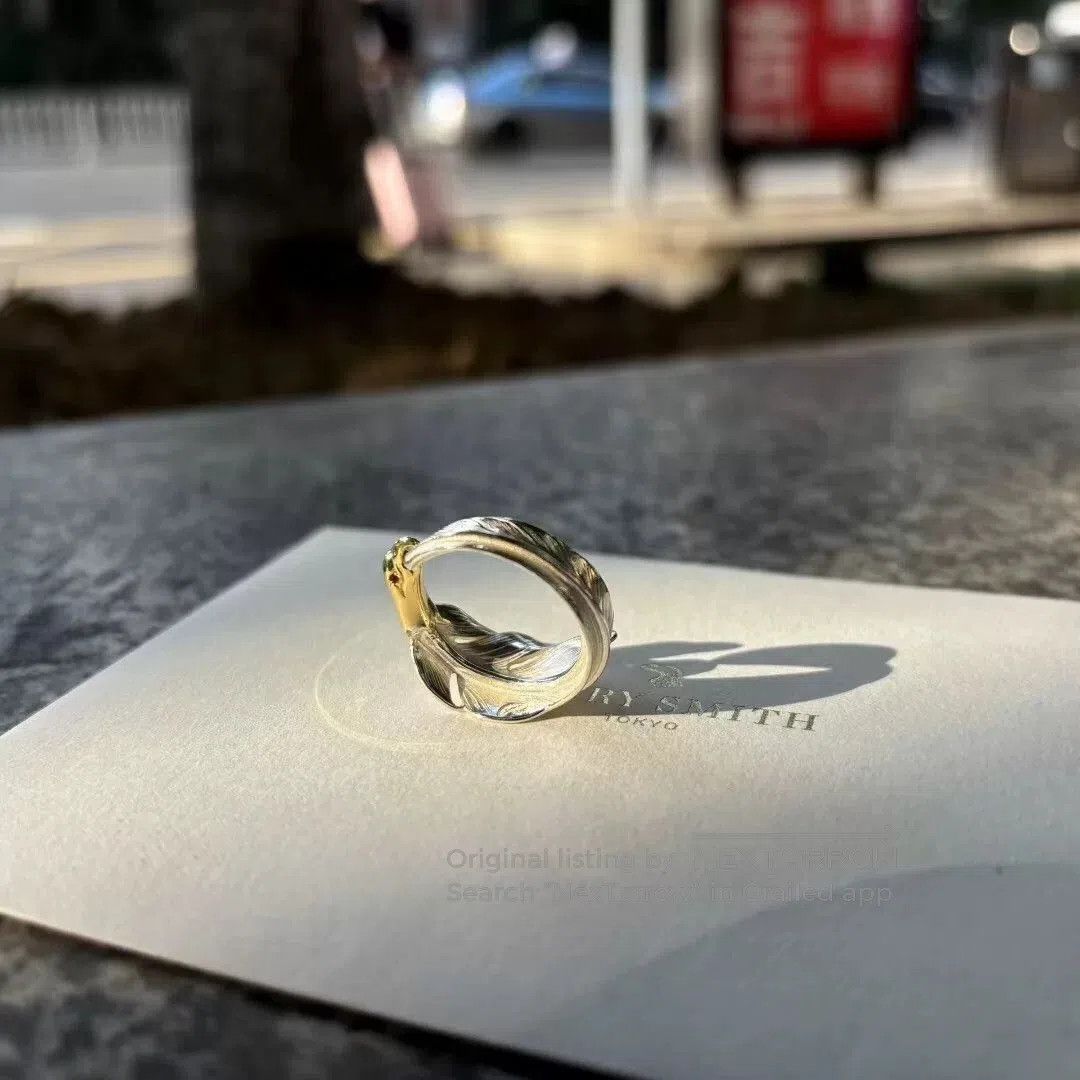 Larry Smith snake design gold ring with ruby eyes. Size ONE SIZE - 5 Thumbnail