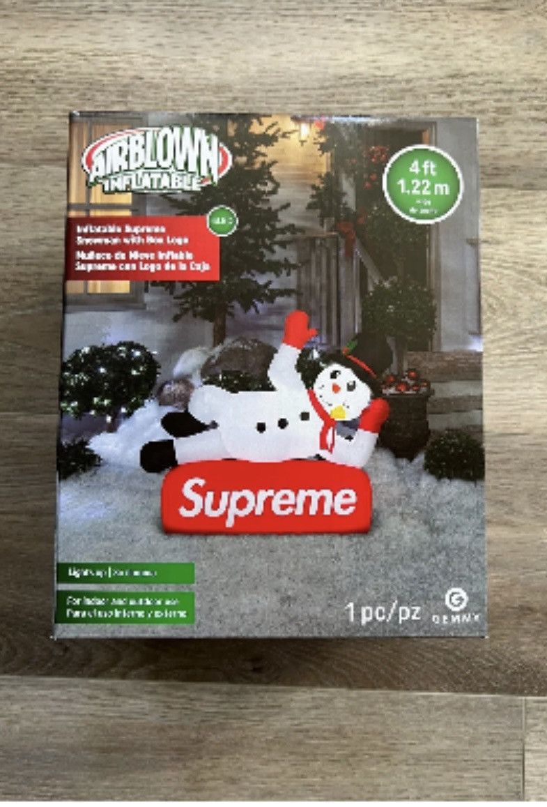 Supreme snowman good inflatable