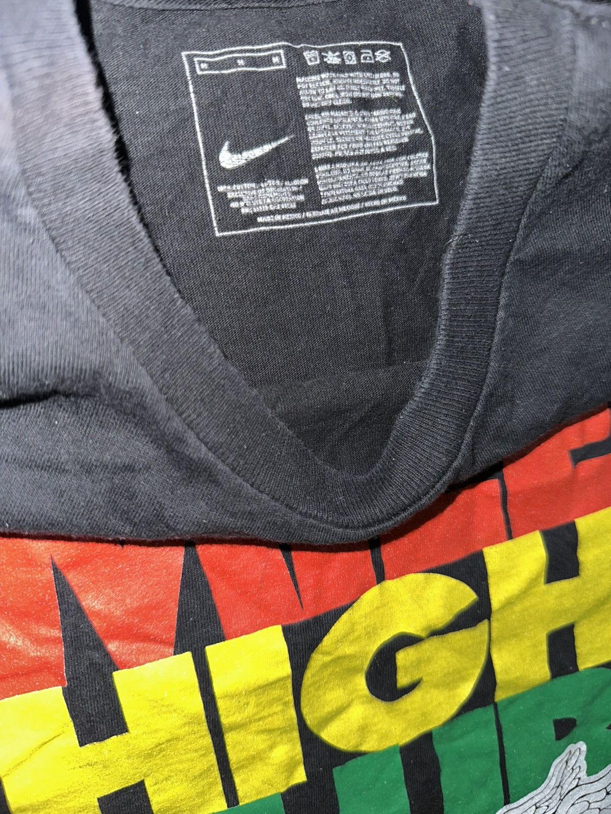 Nike Vintage Nike sportswear mile high club Rasta 420 t-shirt Size US M / EU 48-50 / 2 - 4 Thumbnail