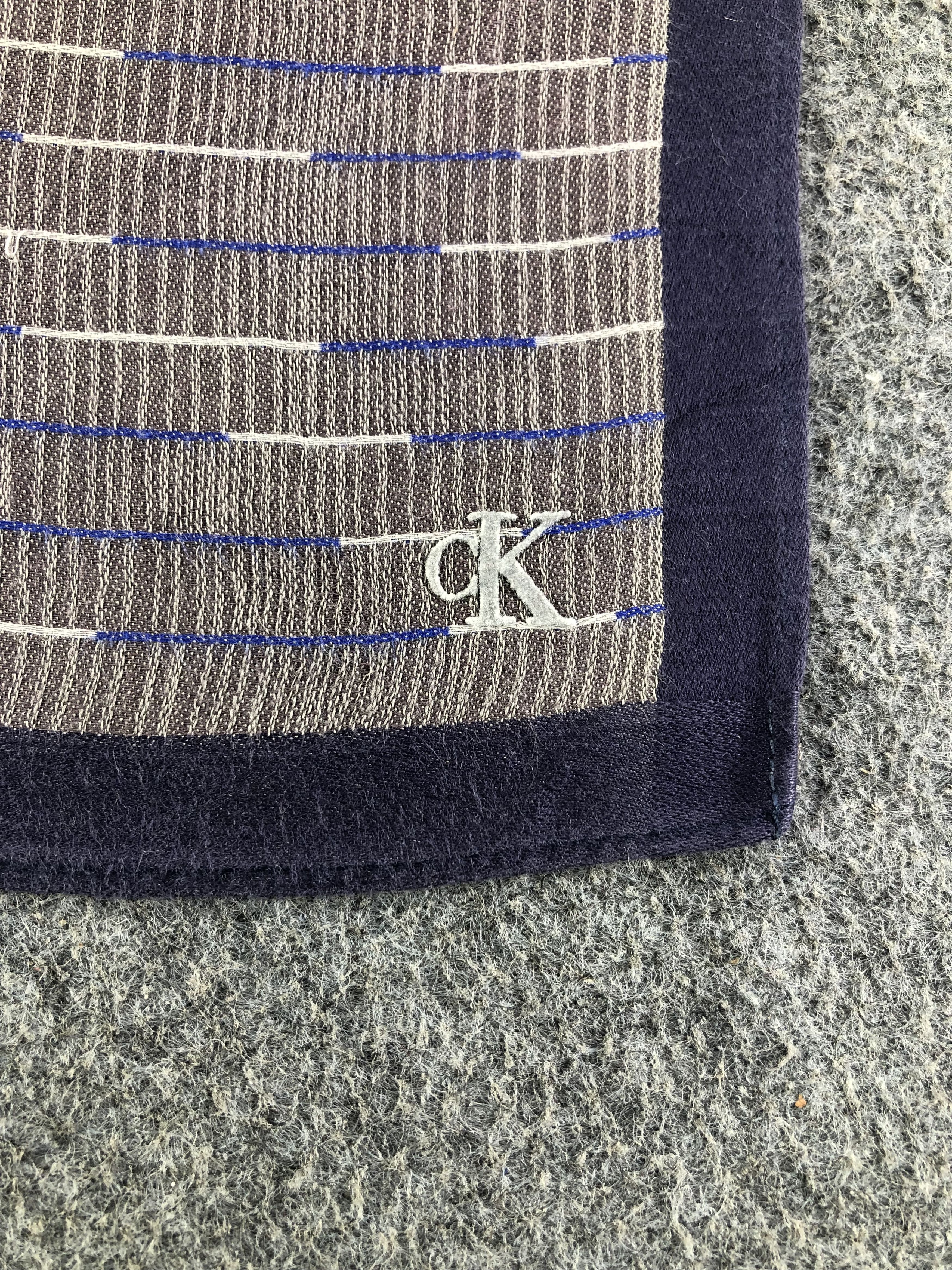 Calvin Klein Calvin Klein Handkerchief / Bandana / Neckerchief Size ONE SIZE - 5 Thumbnail
