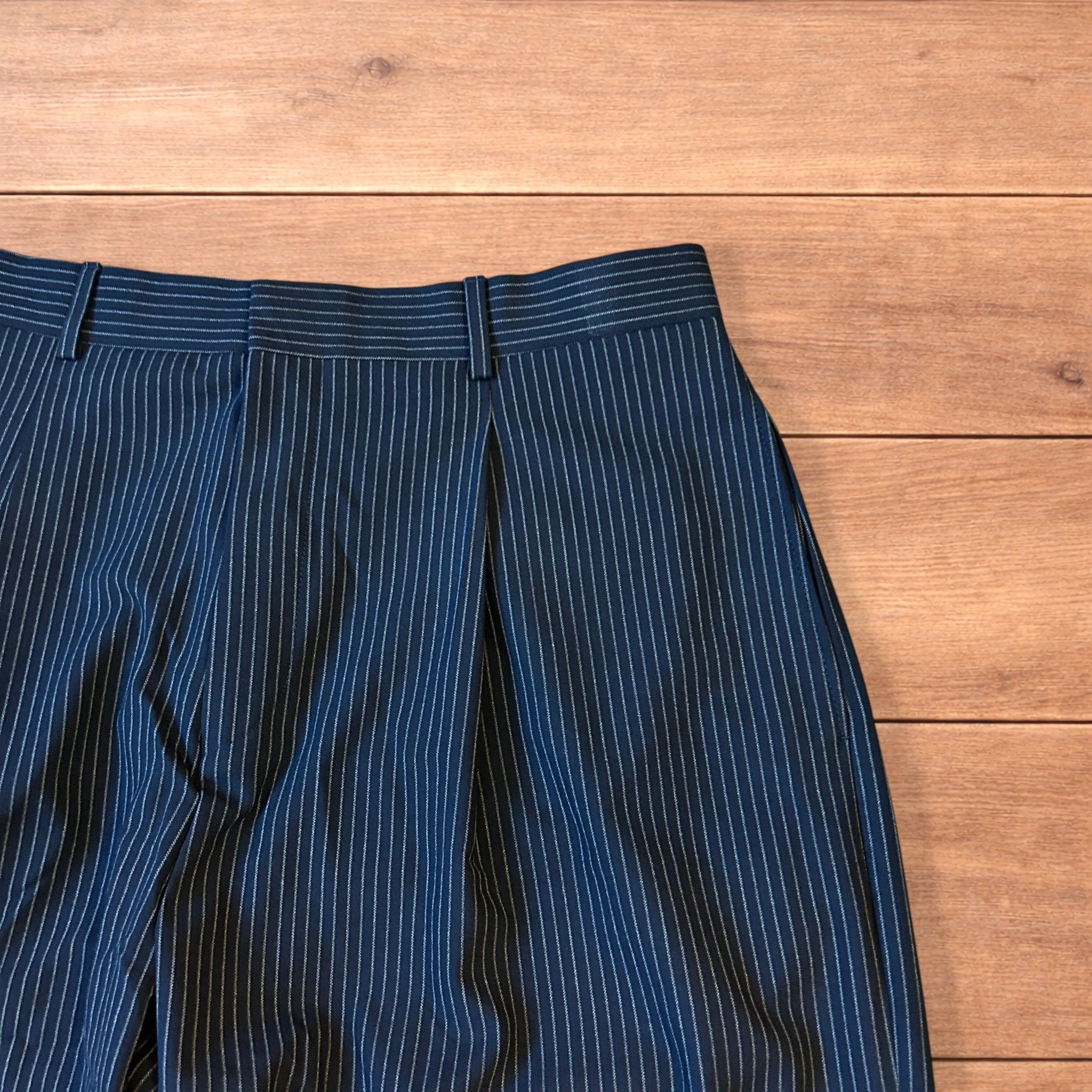Japanese Brand Baggy wide leg pinstripe tailored trousers in navy blue. Size US 34 / EU 50 - 3 Thumbnail