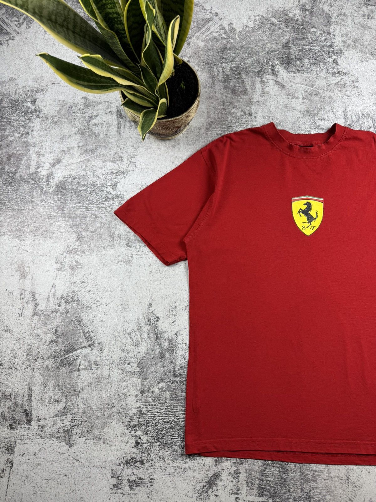 Ferrari RACING FERRARI FORMULA 1 2002 00s MOTO RED MICHAEL SCHUMACHER T SHIRT JERSEY TEE Size US XL / EU 56 / 4 - 2 Thumbnail