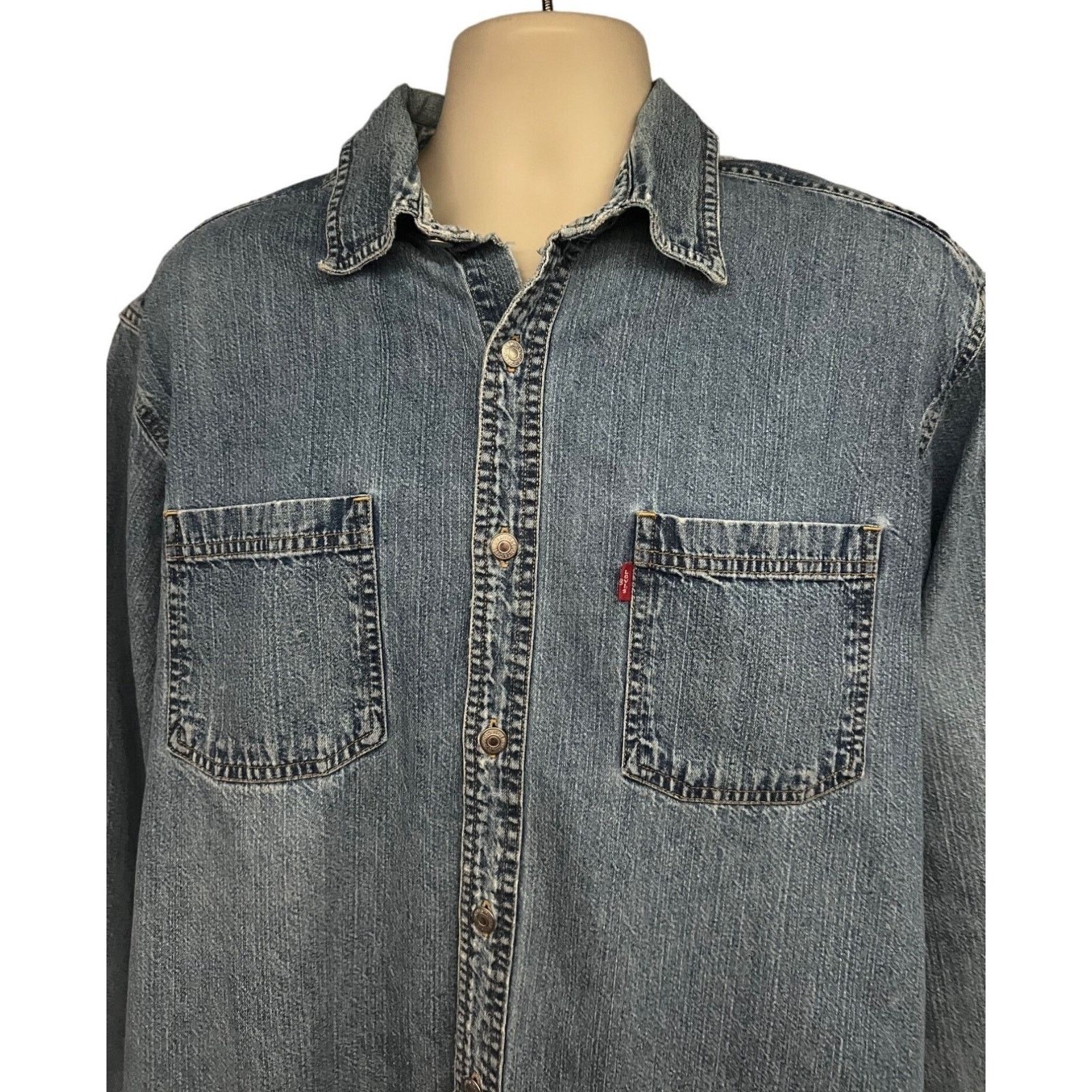 Levi's Levis Blue Relaxed Distressed Denim Button Shirt L Pockets Size US L / EU 52-54 / 3 - 4 Thumbnail