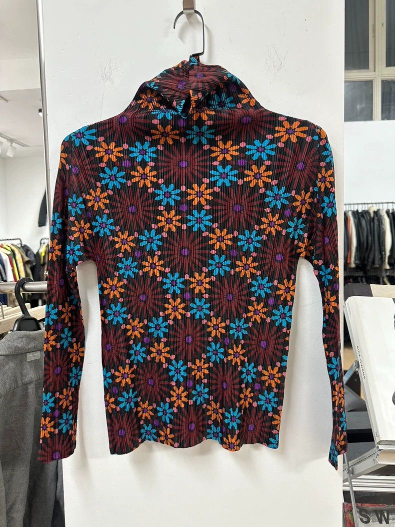 Issey Miyake Issey Miyake Pleats Please High Neck Top- DMC Size US M / EU 48-50 / 2 - 1 Thumbnail
