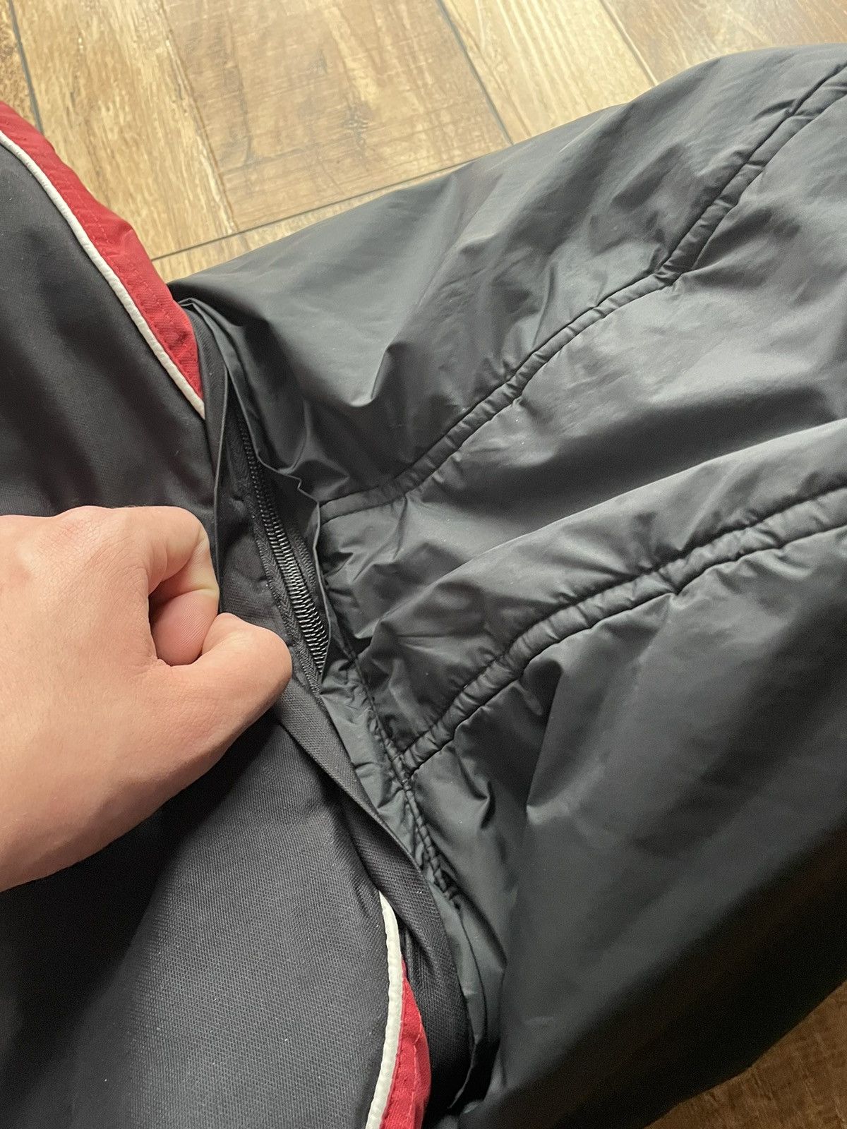 Ferrari 🔥FERARRI PUFFER Racing, Vintage, Down jacket, Marlboro. Size US XXL / EU 58 / 5 - 9 Thumbnail