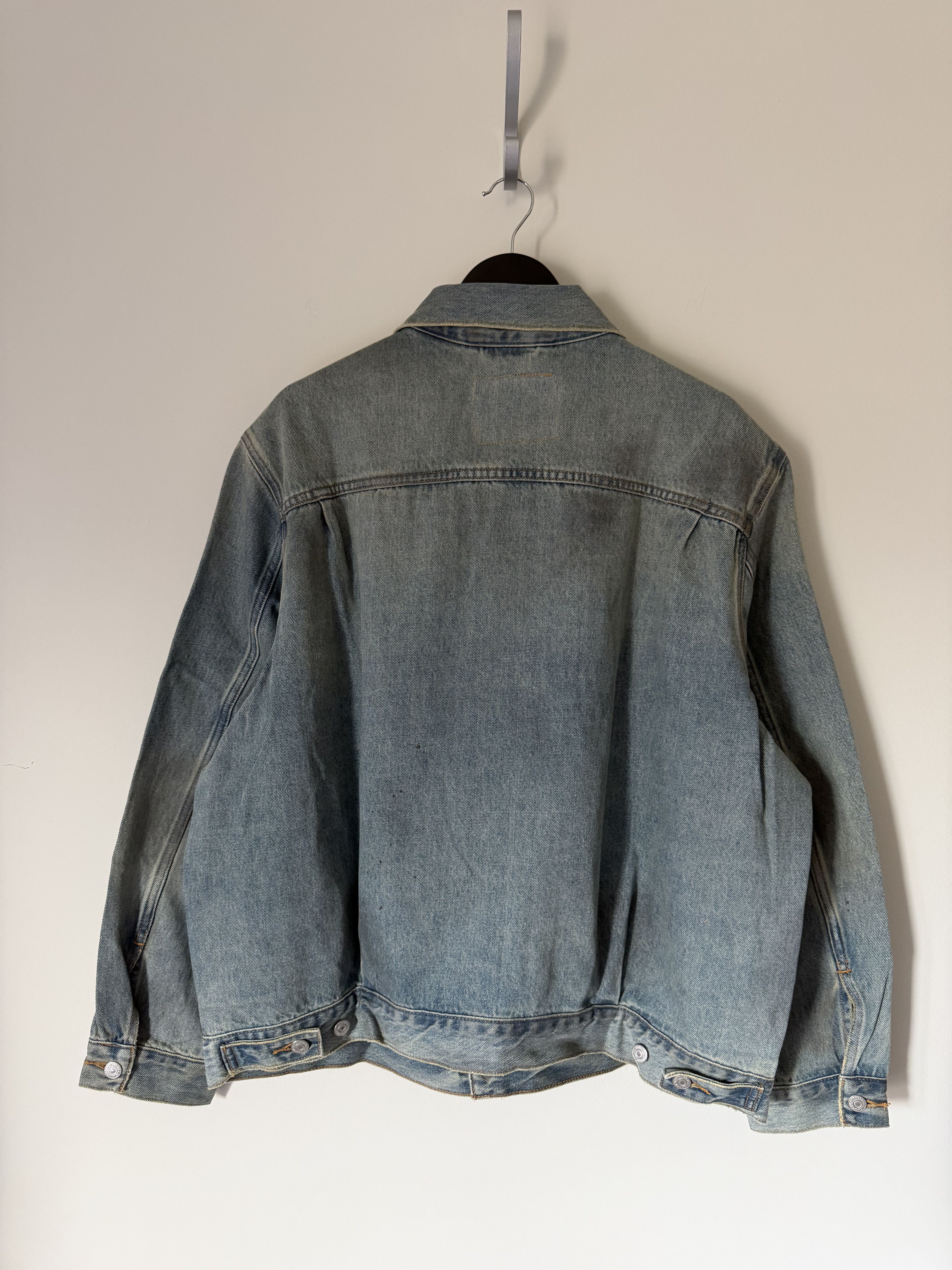 DENIM TEARS × Levi's Levi's Denim Tears Dirty Wash Type 2 Jacket in Light Wash Size US XL / EU 56 / 4 - 4 Thumbnail