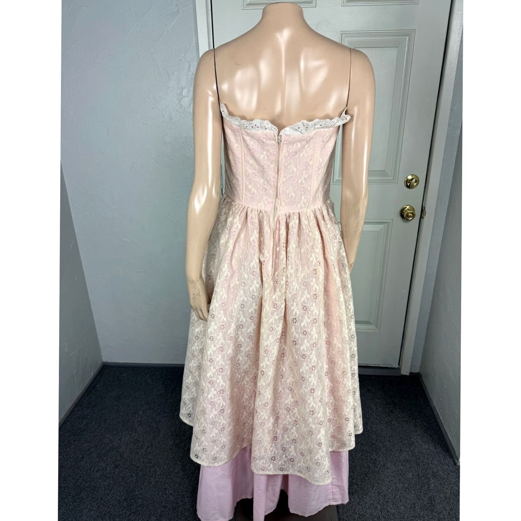 Vintage Vintage 70s Handmade Womens Dress Prairie Floral Lace Formal Party Strapless C1 Size XS / US 0-2 / IT 36-38 - 4 Thumbnail