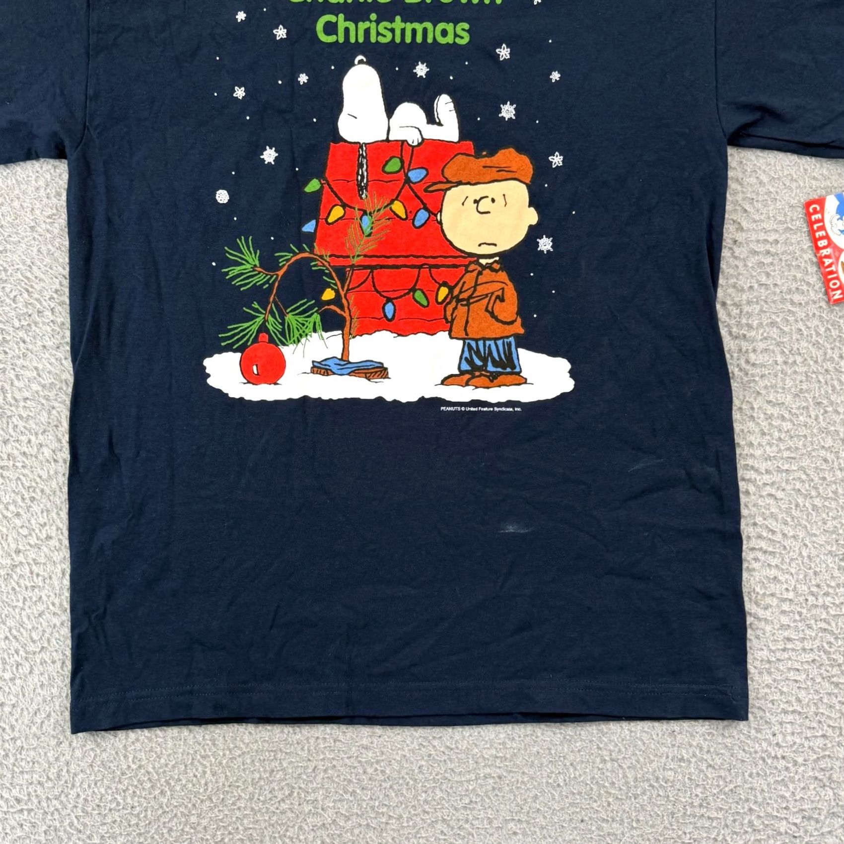 Peanuts VINTAGE Peanuts Charlie Brown Christmas T-Shirt Adult L Blue 90s 90s Mens Christmas Cartoon Logo NWT Size US L / EU 52-54 / 3 - 3 Thumbnail