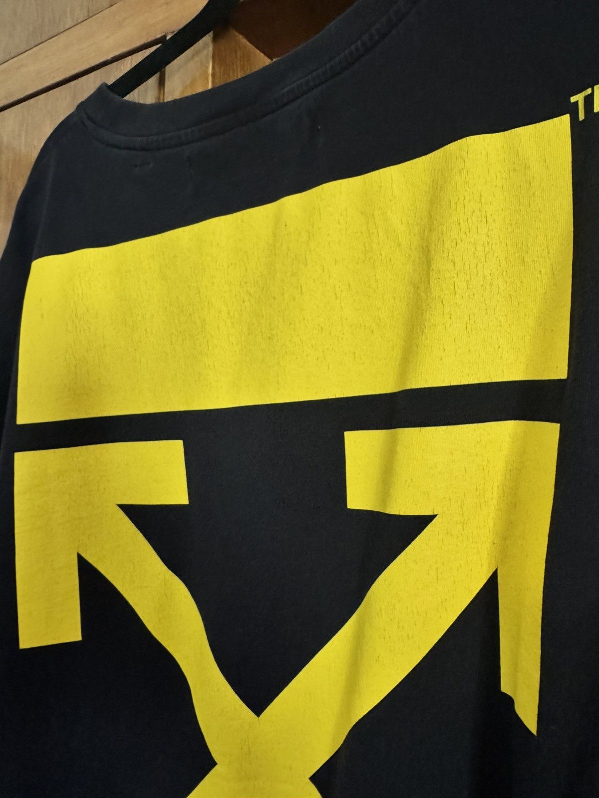 Off-White Off White Yellow Arrows T-Shirt Size US S / EU 44-46 / 1 - 3 Thumbnail