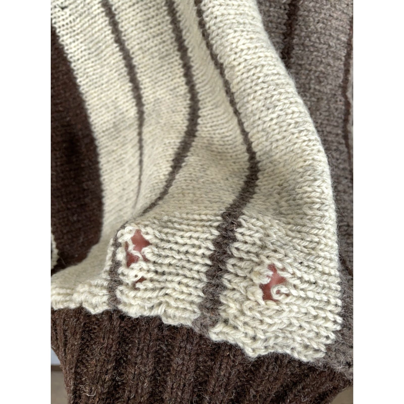 Vintage VINTAGE Cyril Cullen Pure Wool Sweater Adult XL Beige Striped Ireland Chunky Knit Men's Pullover Knit Wool Crew Neck Heavyweight 90s Classic Preppy Size US XL / EU 56 / 4 - 5 Thumbnail