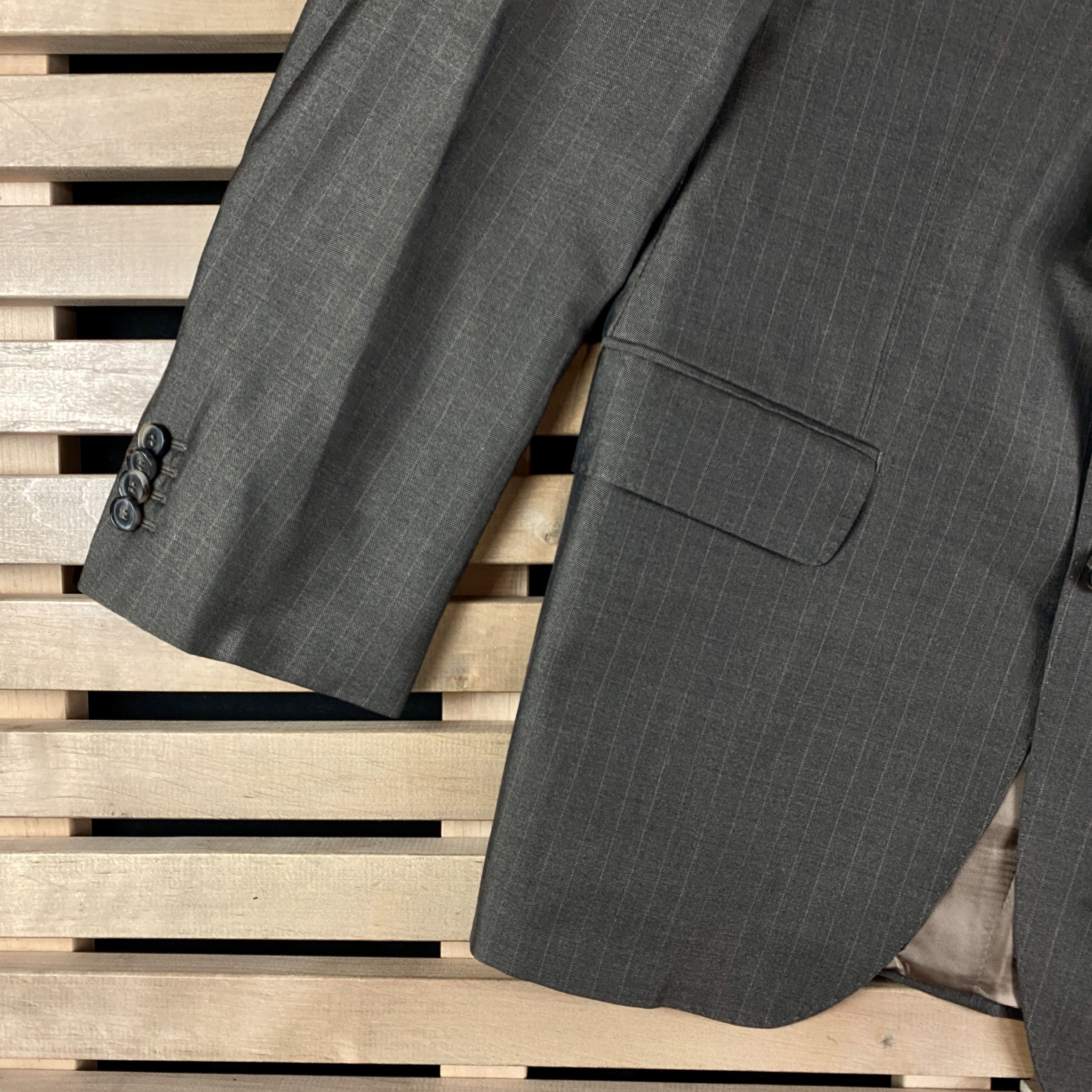Hugo Boss Mens Blazer Hugo Boss Size UK 50 US 40R Virgin Wool Size 40R - 3 Thumbnail